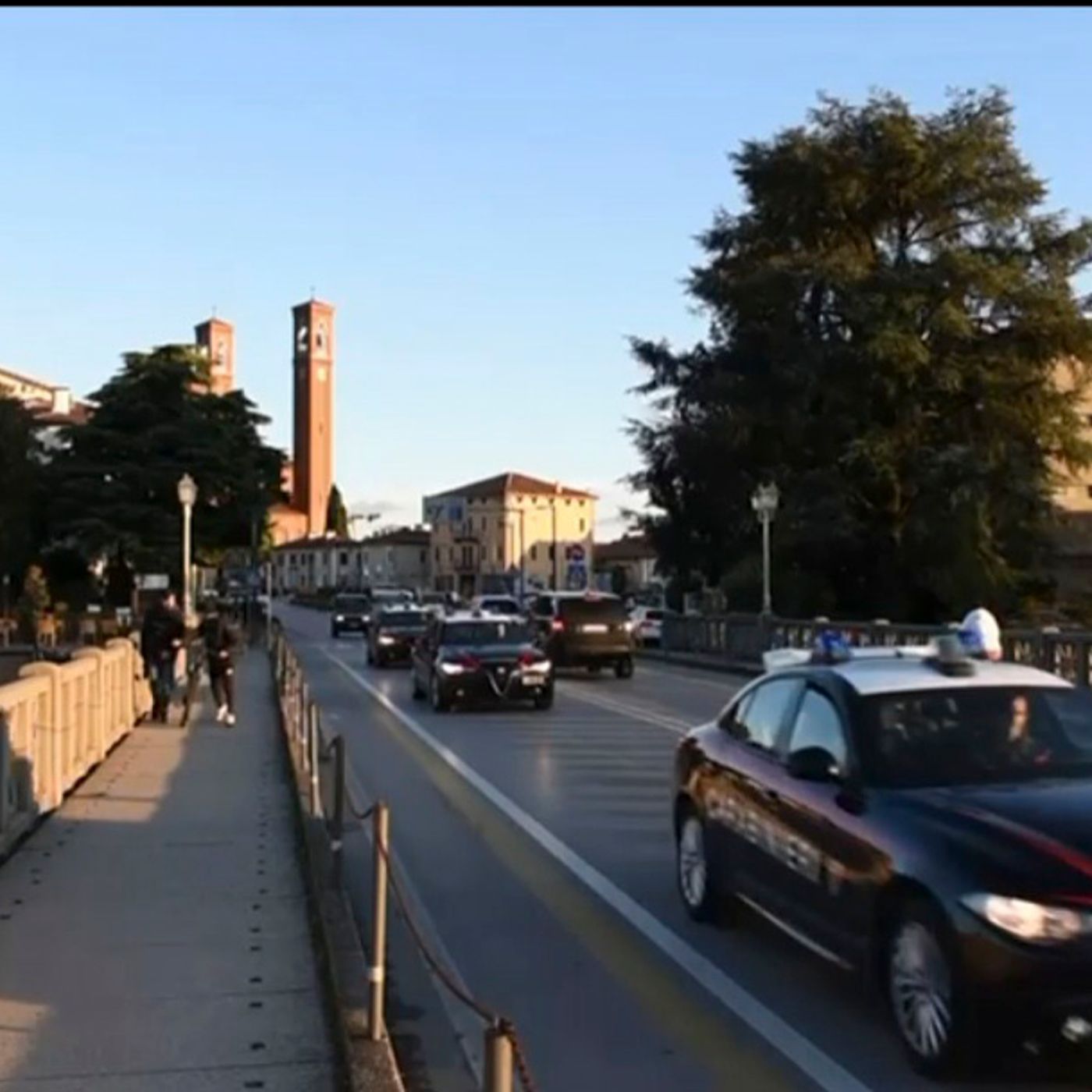 Violenza sessuale e sesso con minori, arrestato 53enne episode artwork