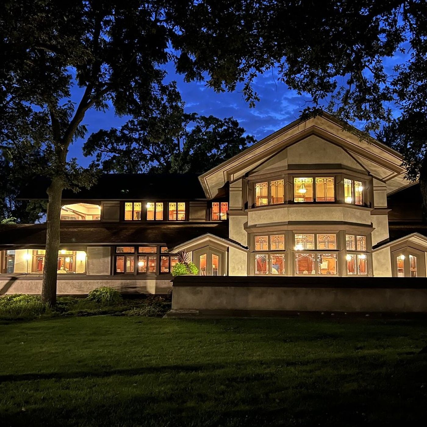 B. Harley Bradley House in Kankakee home to Ikebana Society Floral Art Show episode artwork