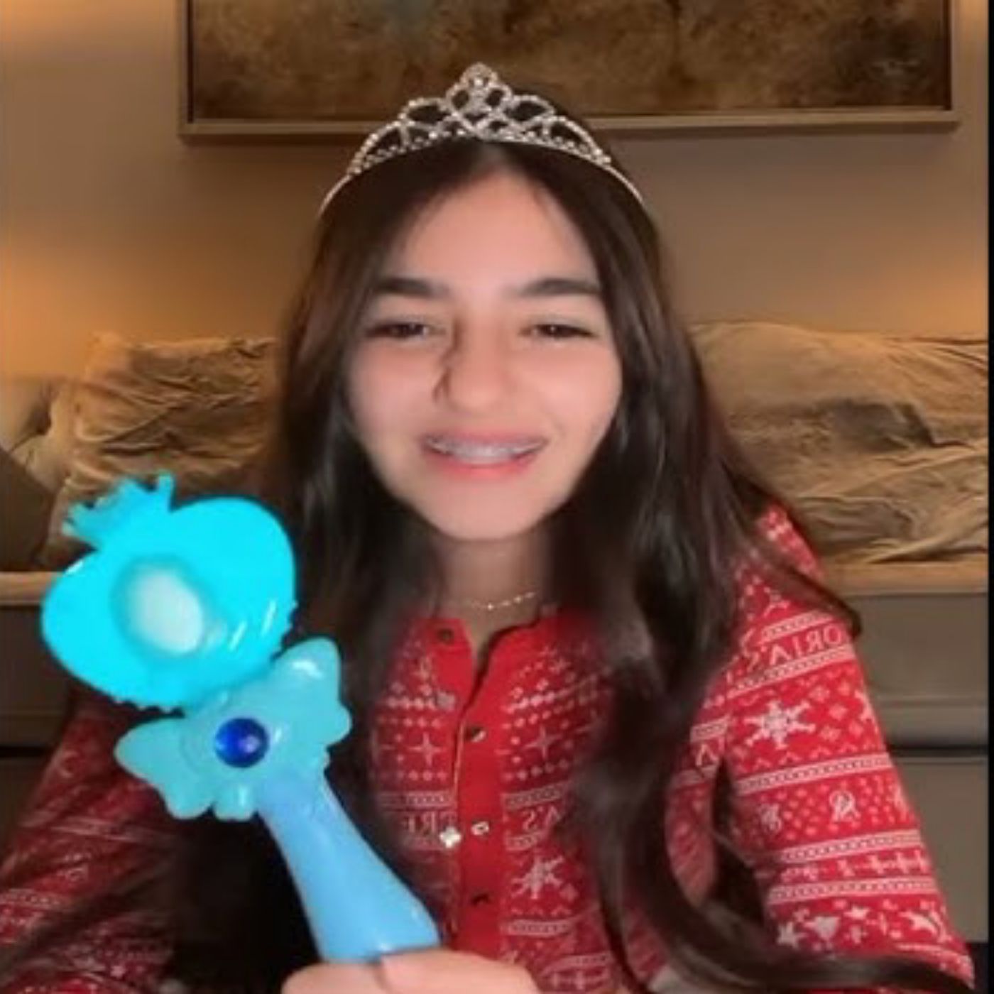 📦❤️ جنى الحفار تفتح صندوق الذكريات وتشاركنا أجمل اللحظات 🥰✨