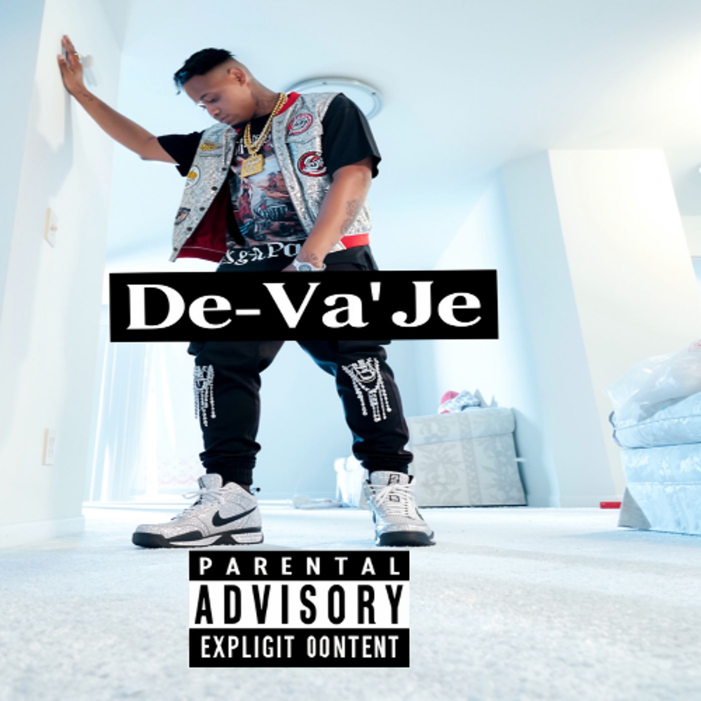De-Va\'Je