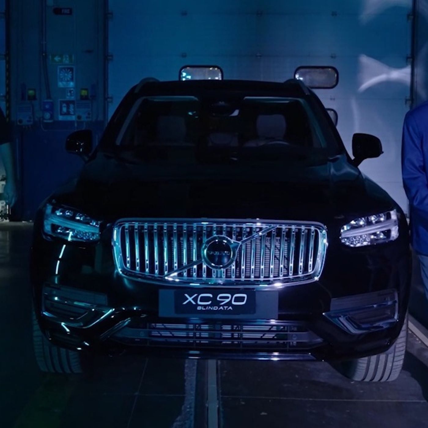 Volvo blindate: sicurezza e protezione con le nuove Plug - in Hybrid per i mercati più a rischio episode artwork