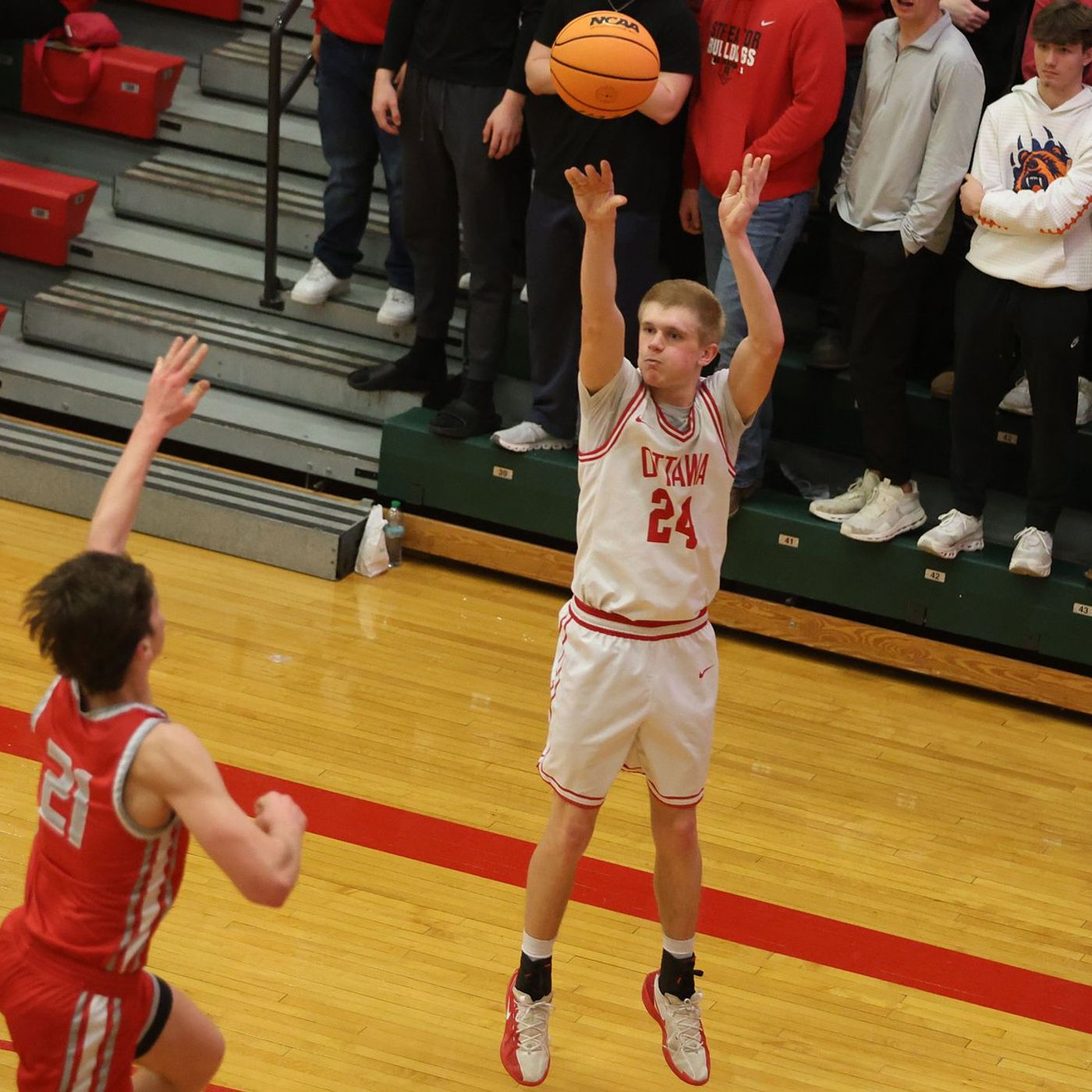 Ottawa boys hoops has used summer to build chemistry, experiment episode artwork