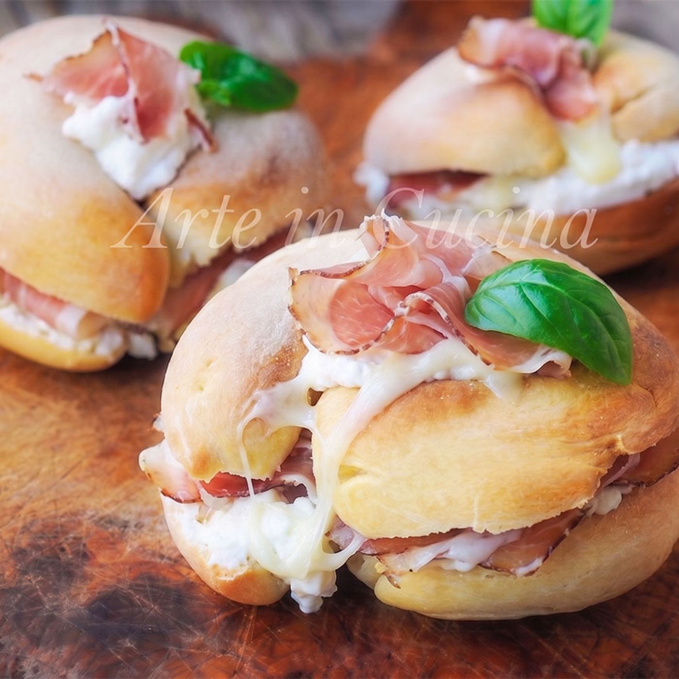 CIAMBELLE SALATE SPECK e ricotta