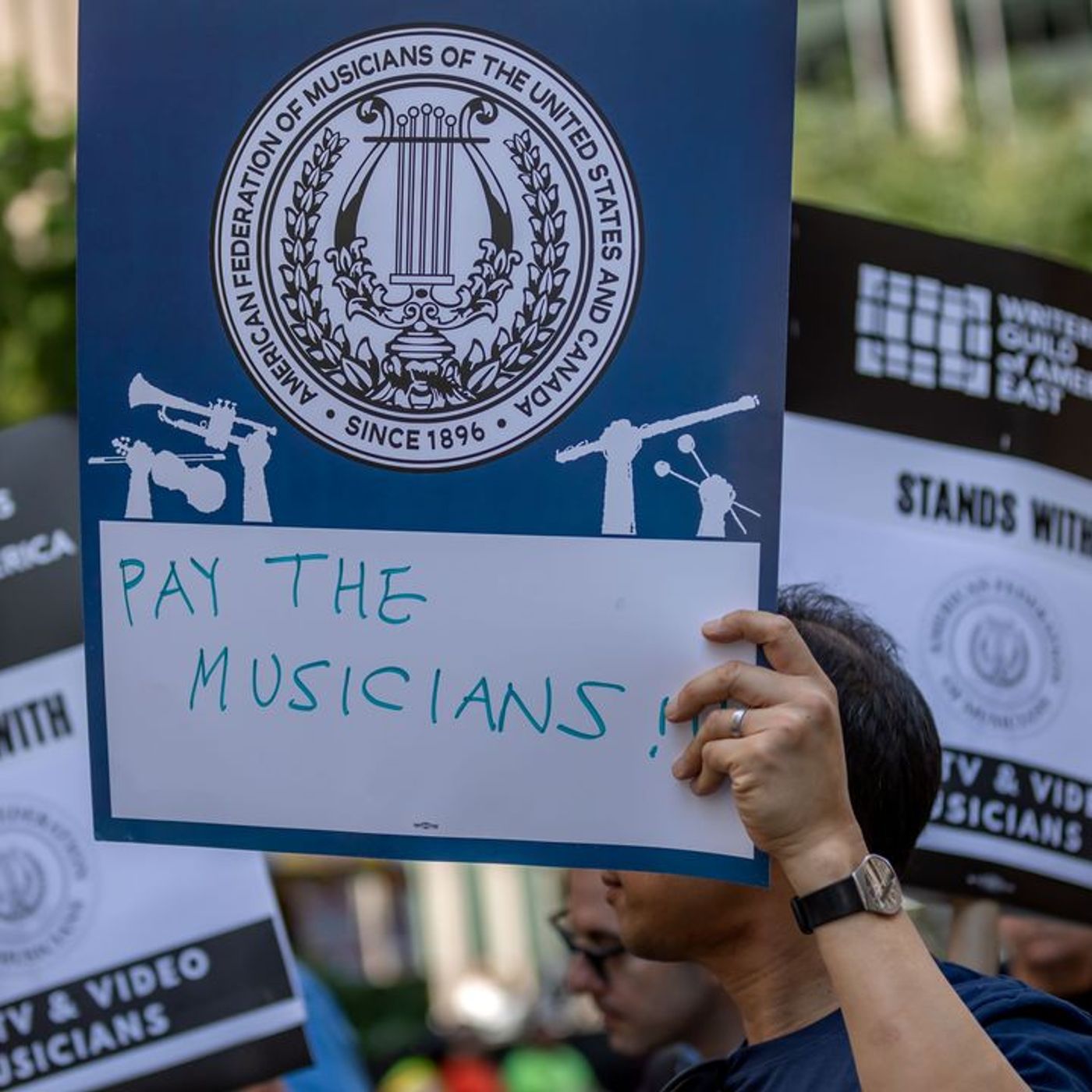 Musicians Union Sues Universal and Warner Over AI Use