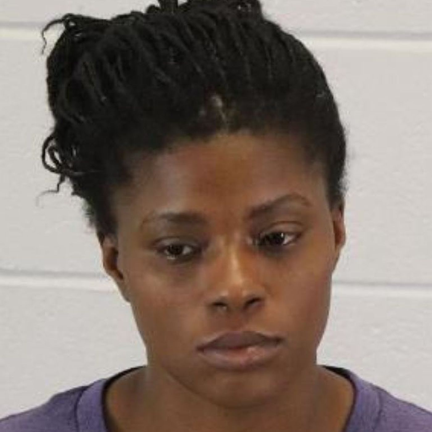 Woman accused of breaking into Aurora home, refusing police orders to come out episode artwork