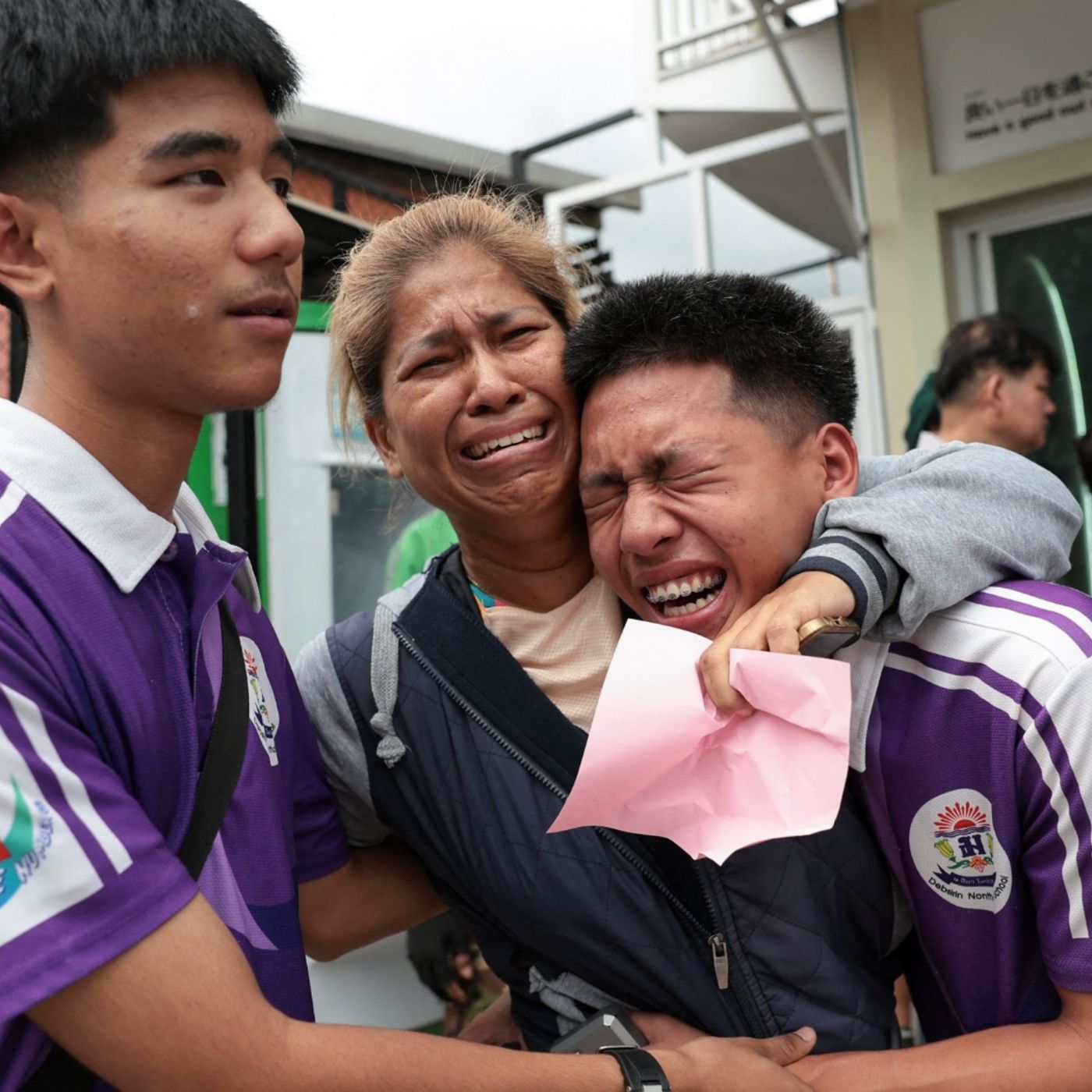 Teenager shoots 7 dead in Thailand — Podcast with everything cover