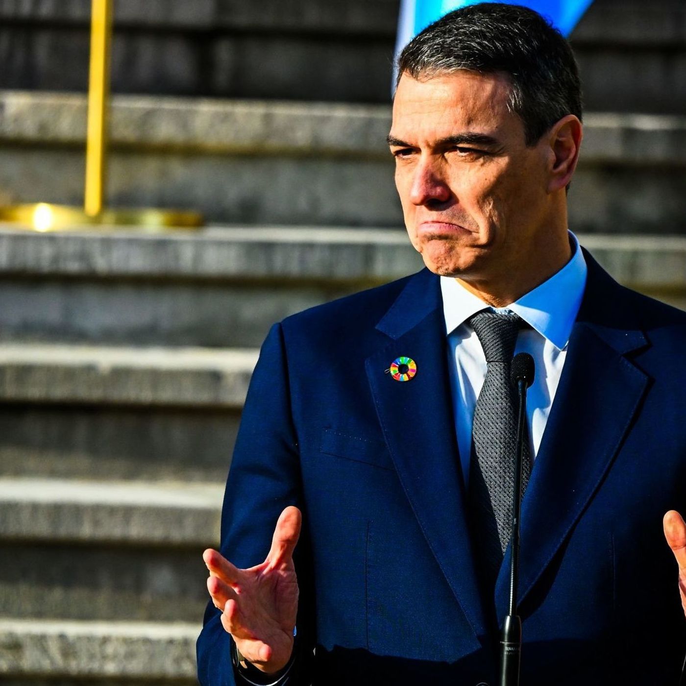 Federico a las 7: "Un atraco, una mentira y una tomadura de pelo"