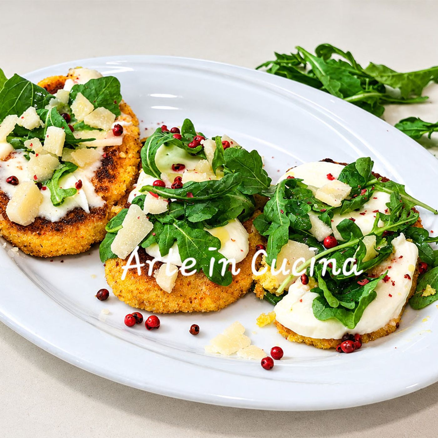 Crostini di patate al formaggio: l'idea sfiziosa per cena