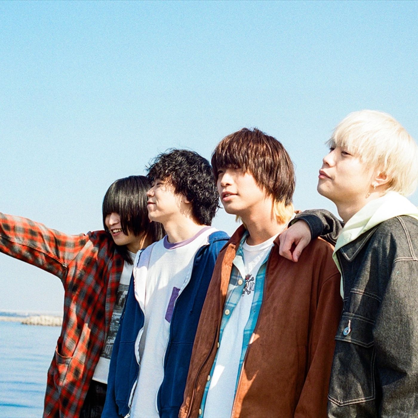 Blue Mash、新曲「若者白書」配信リリース　古園井寧々＆小夏和子が出演するMVも公開 episode artwork