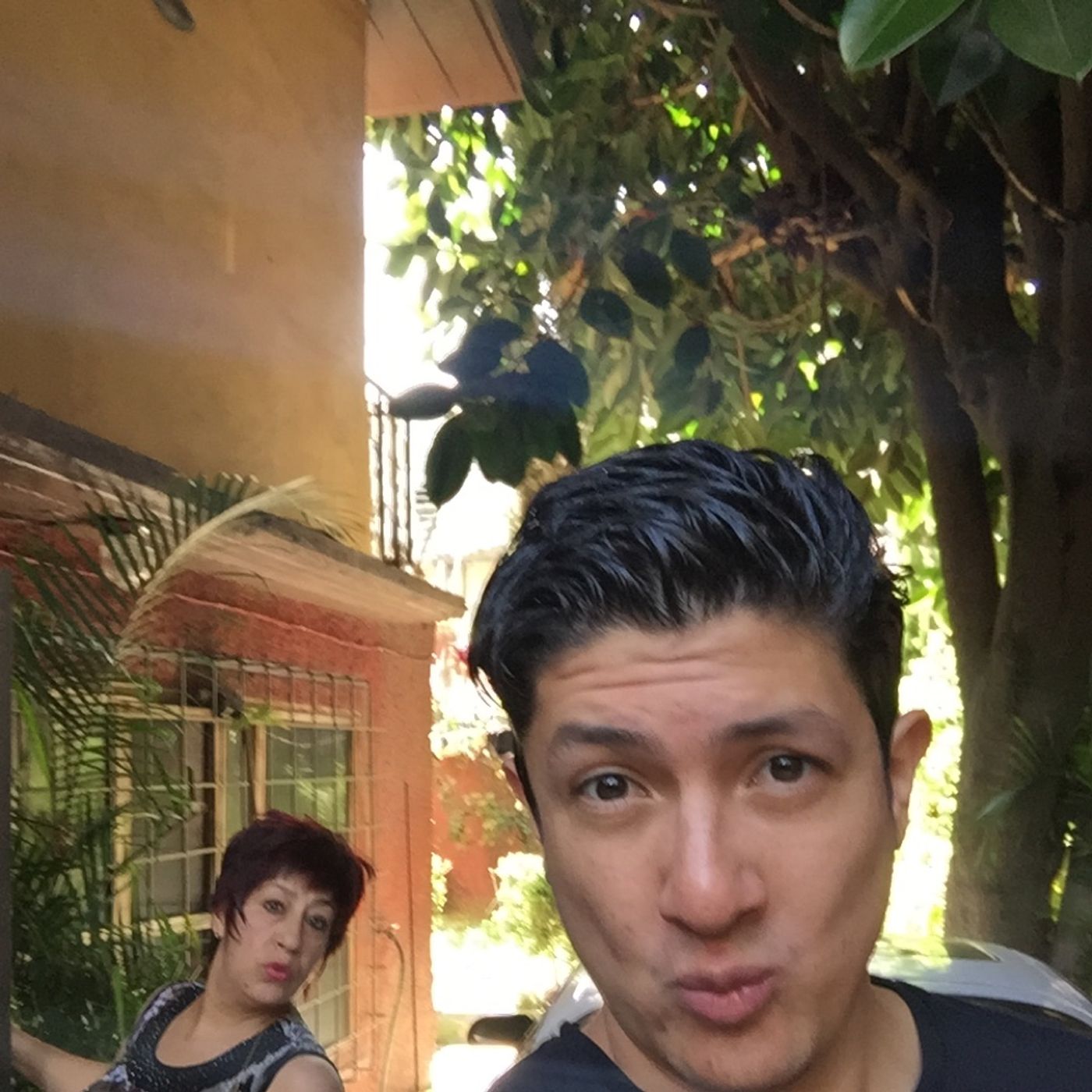 De Todo Un Poco