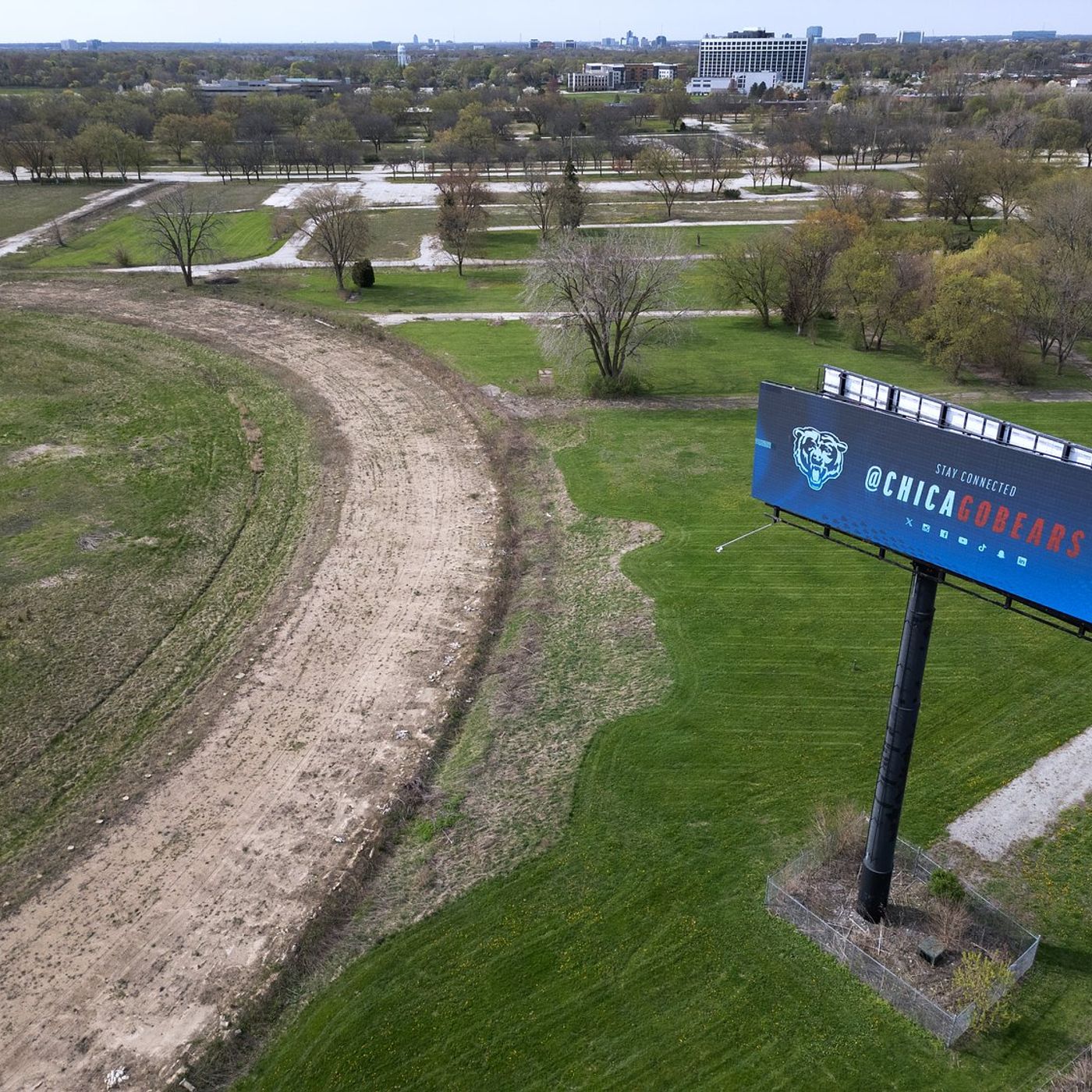 What has stalled Bears stadium deal? Report blames taxes and politics