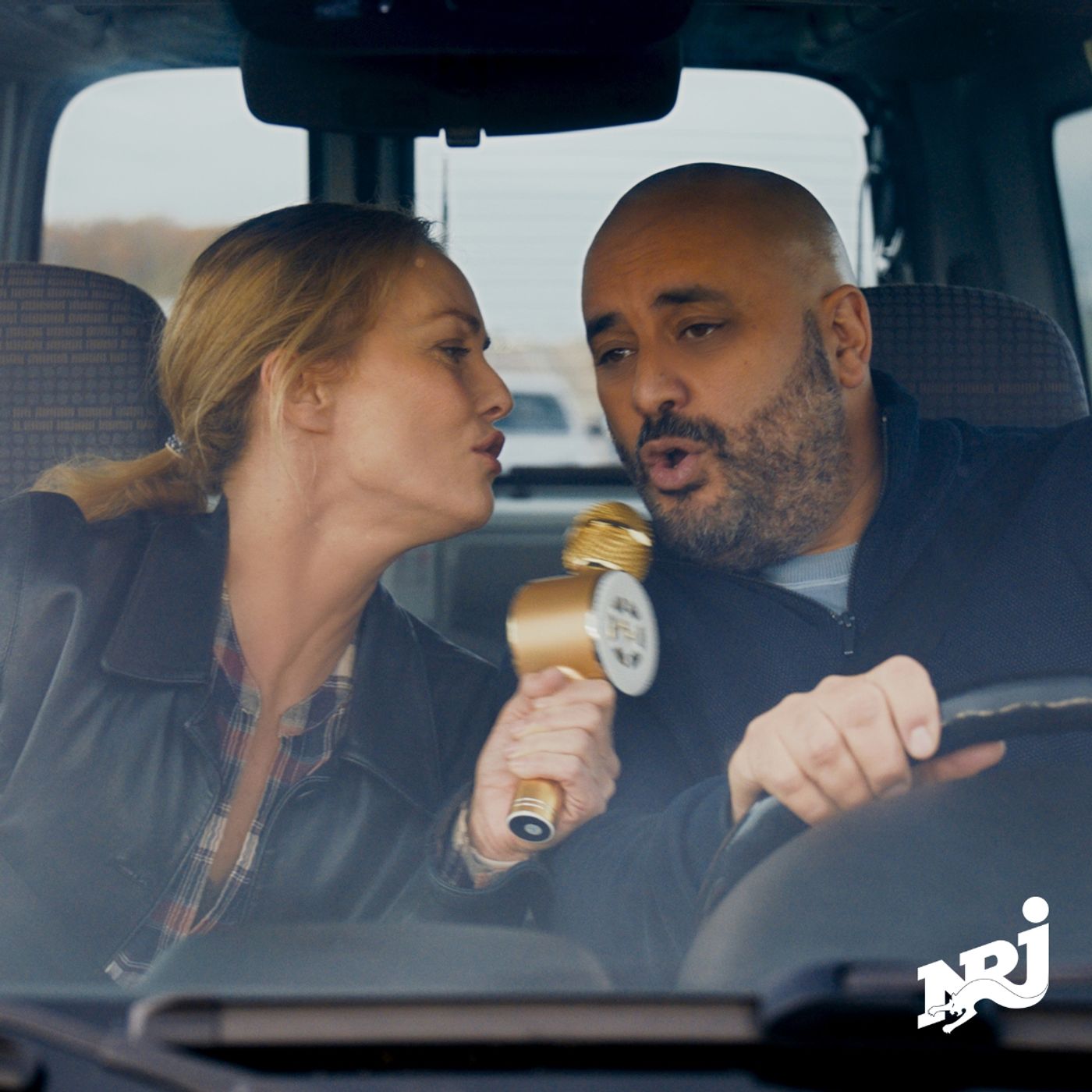 "T'as pas changé" avec Jérome Commandeur, Laurent Lafitte, François Damiens et Vanessa Paradis "T'as pas changé" avec Jérome Commandeur, Laurent Lafitte, François Damiens et Vanessa Paradis