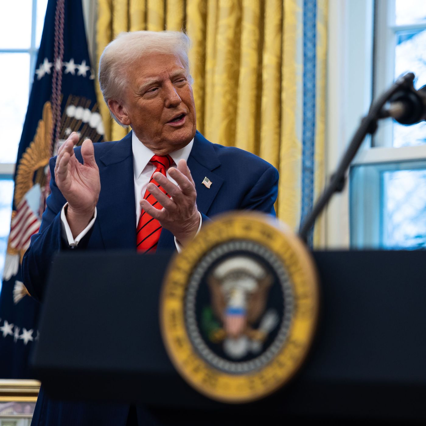 Tertulia de Federico: Trump ignora Europa para centrarse en USA