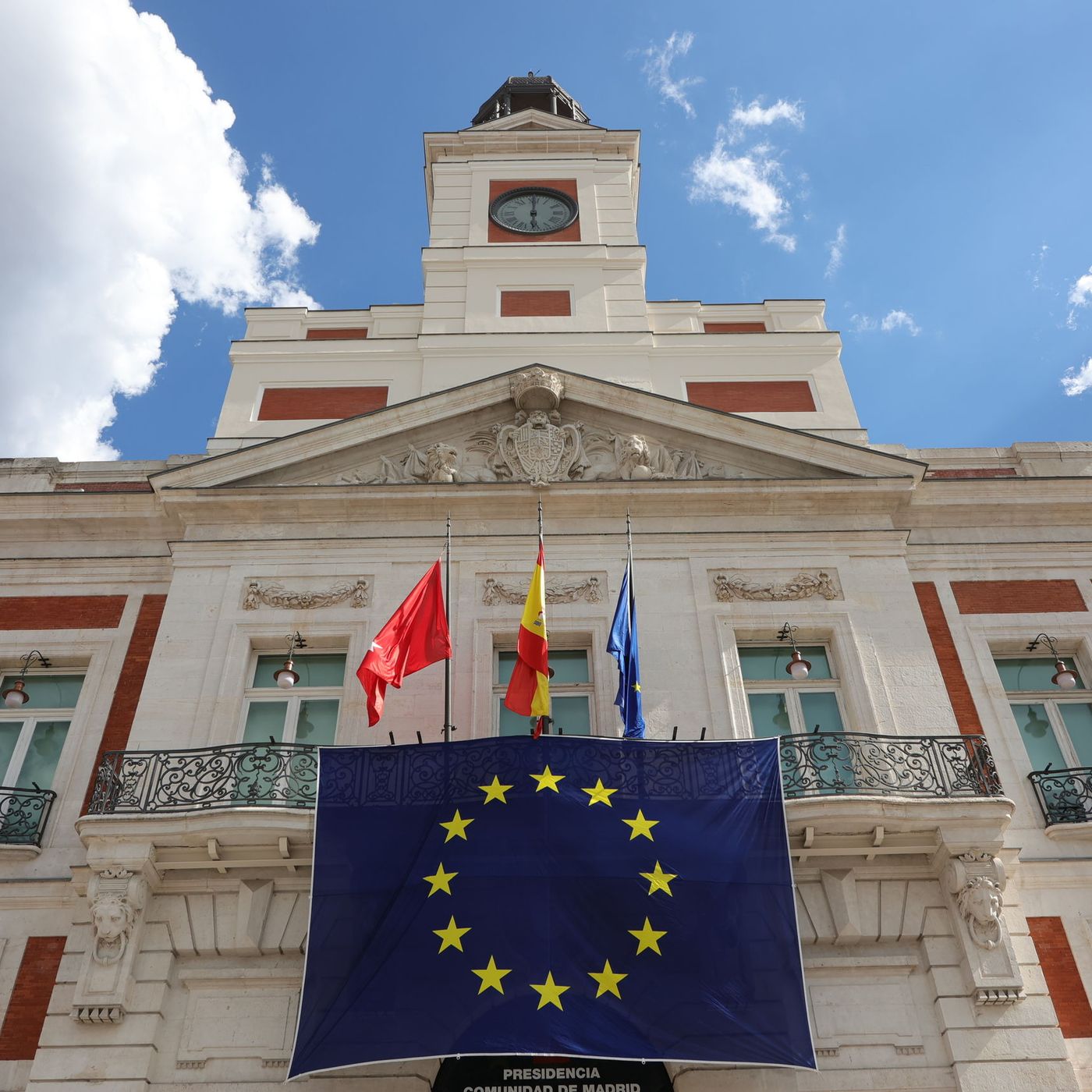 Prensa económica: Agravios constantes a la CAM desde hace 20 años