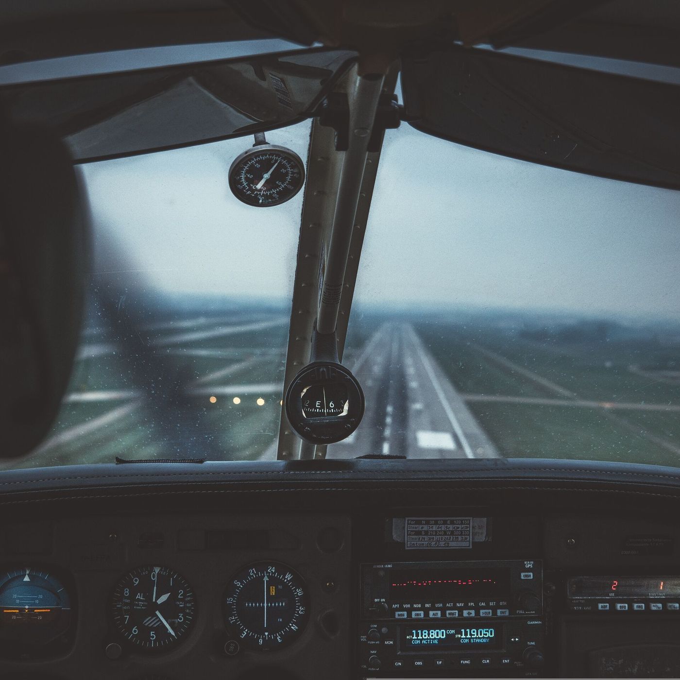 Reportajes en Es la Mañana: Los tripulantes de cabina tienen más riesgo de cáncer