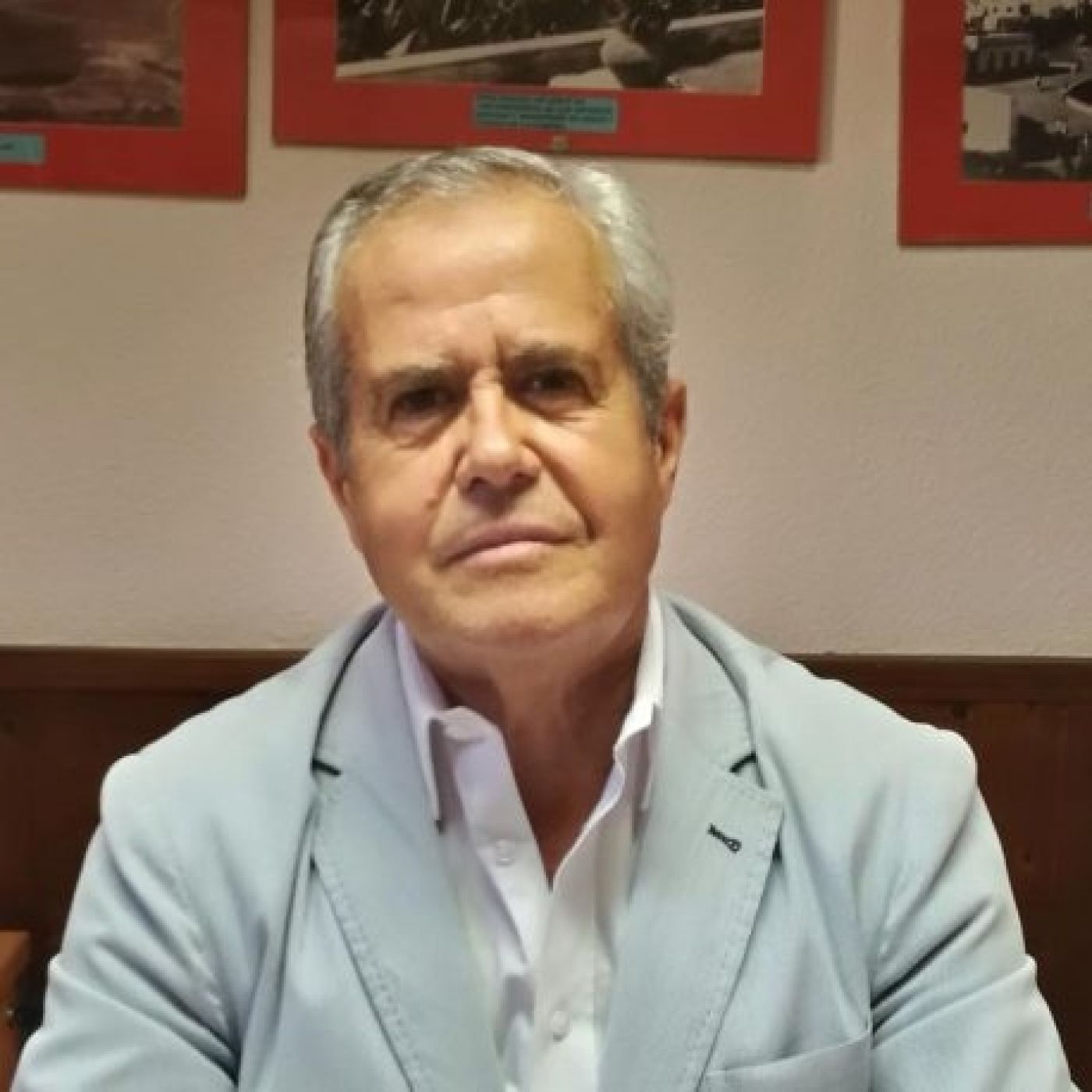 La Diez Capital Radio