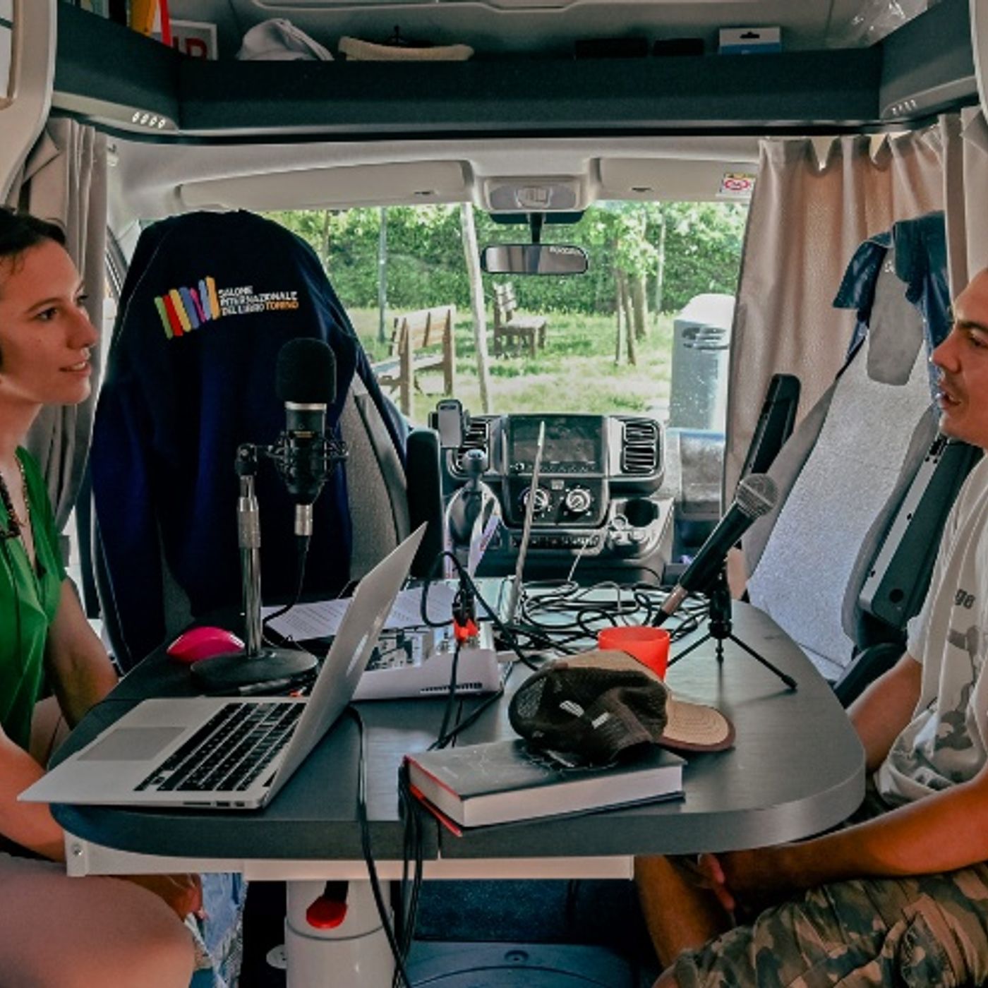 In camper verso il Salone del Libro 2022 - Cuori selvaggi