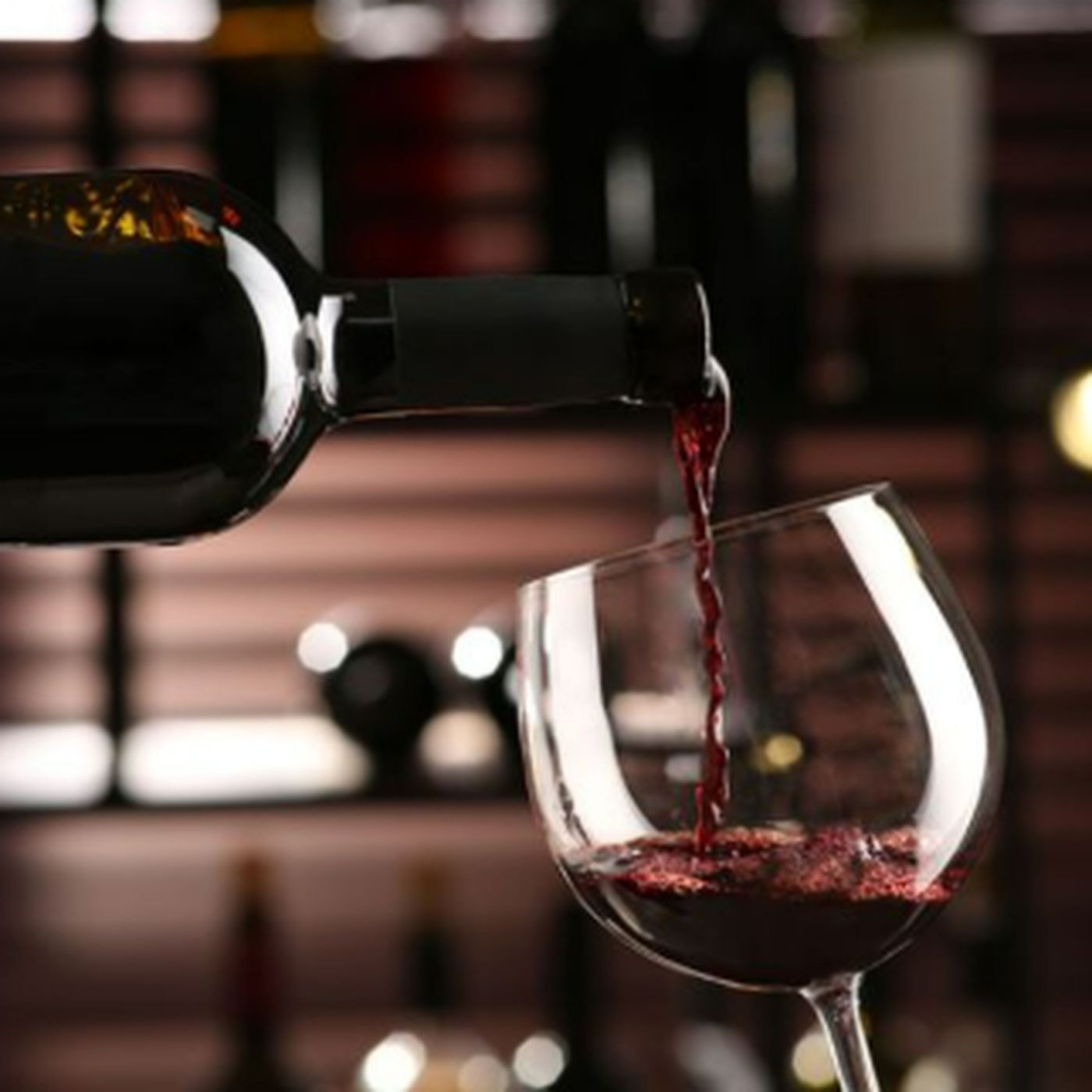 What Does Pinot Noir Taste Like? Is It Sweet or Bitter? Full Description of Its Tasting Profile and Flavor Notes episode artwork