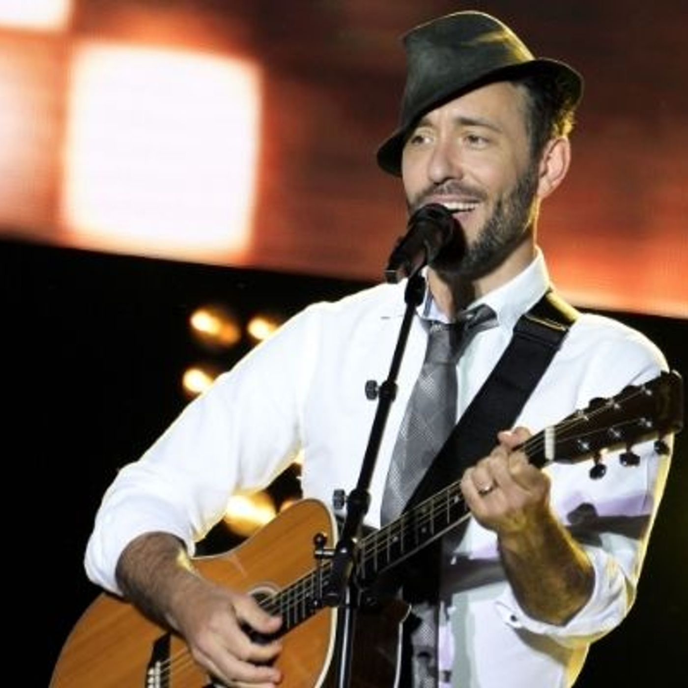 Charlie Winston dévoile le titre Exile avant son album As I'Am