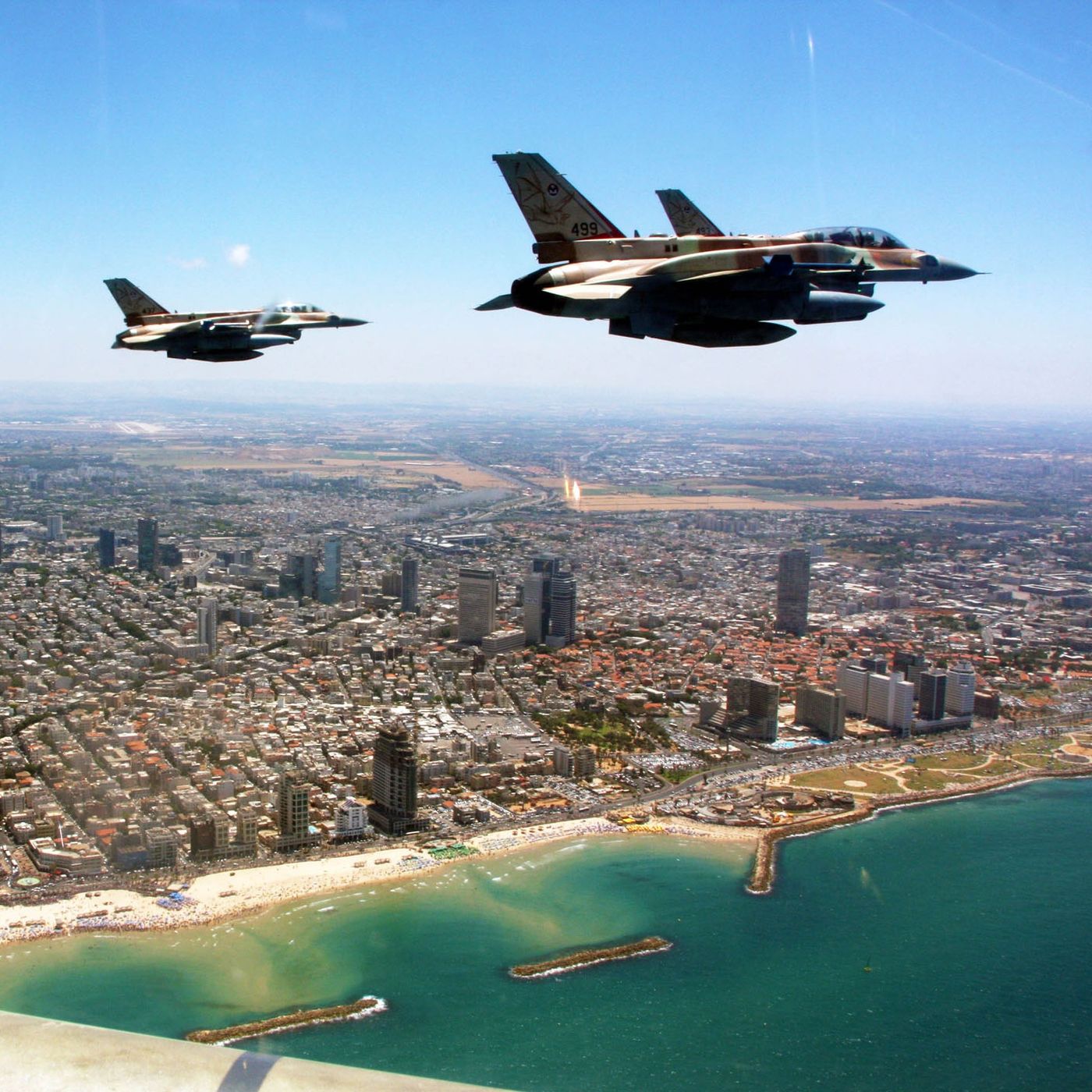 Israele compra a saldo paesi arabi