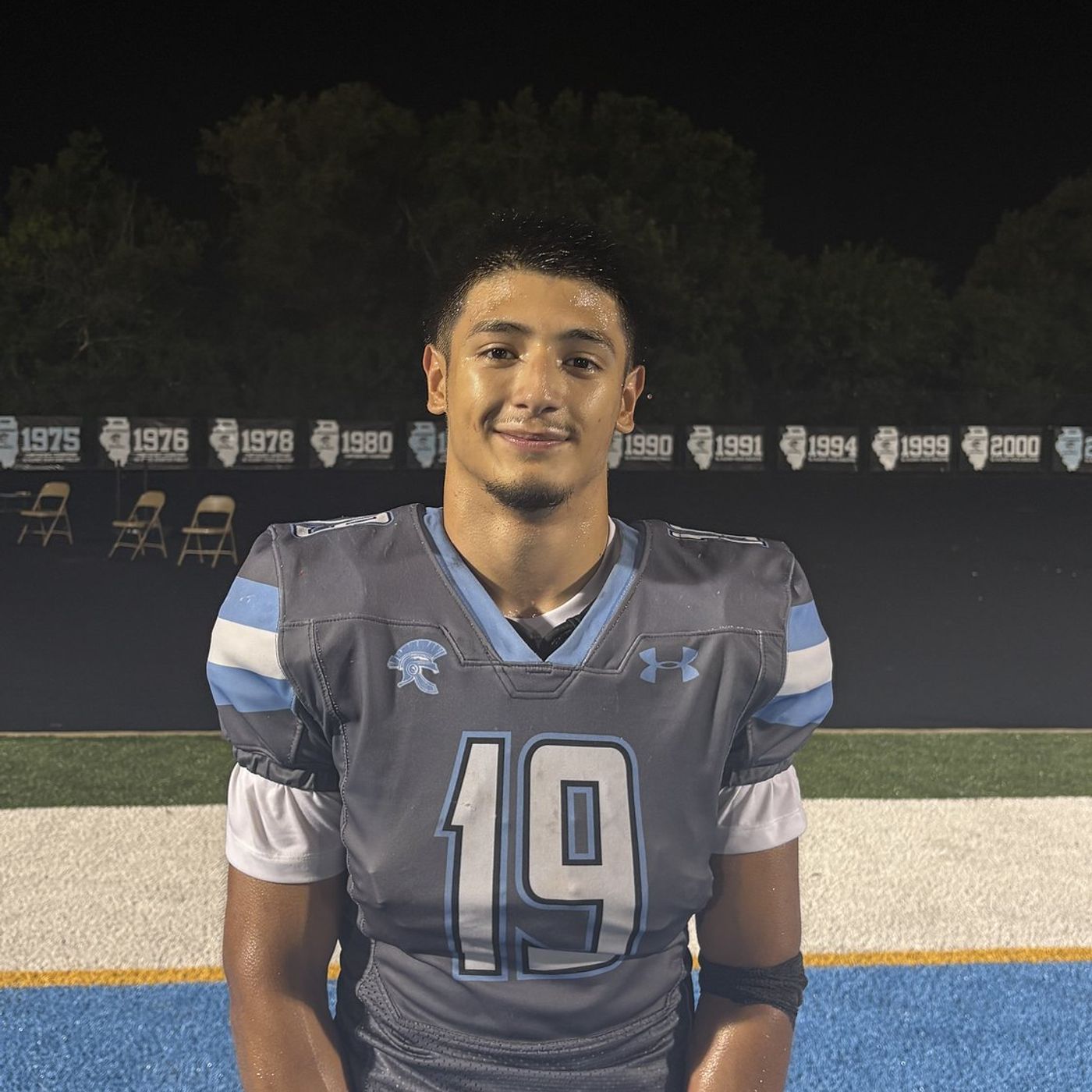 Willowbrook, on Dionel Rocha’s fourth-down TD run in OT, beats Glenbard East for first Week 1 win since 2018 episode artwork