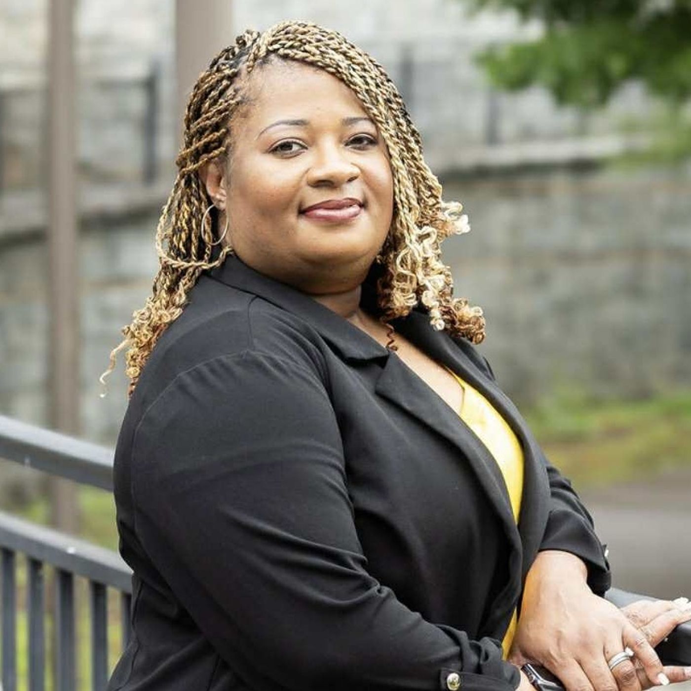 Media Host/Author/Songwriter Kate Thurman returns to Conversations LIVE episode artwork