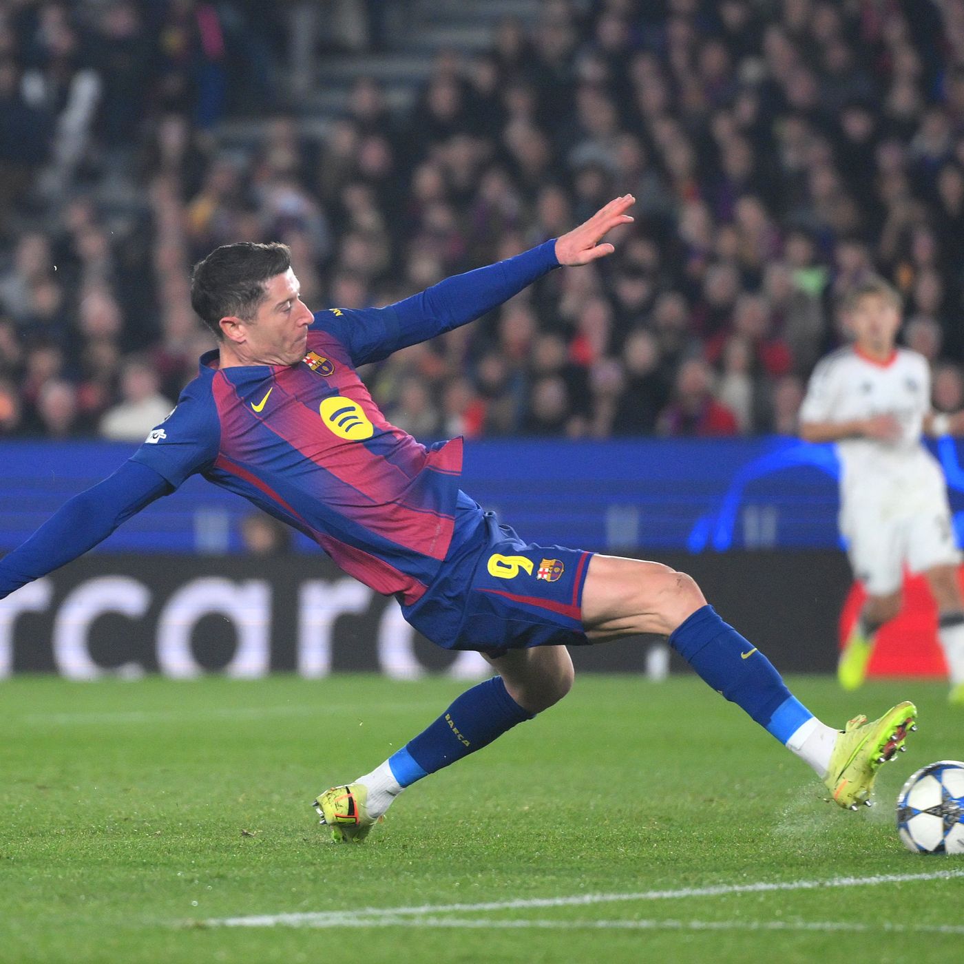 El Análisis | "Ferran en cinco minutos ha aportado más que Lewandowski en sesenta": crece el debate en torno al '9' del Barça tras ganar al episode artwork