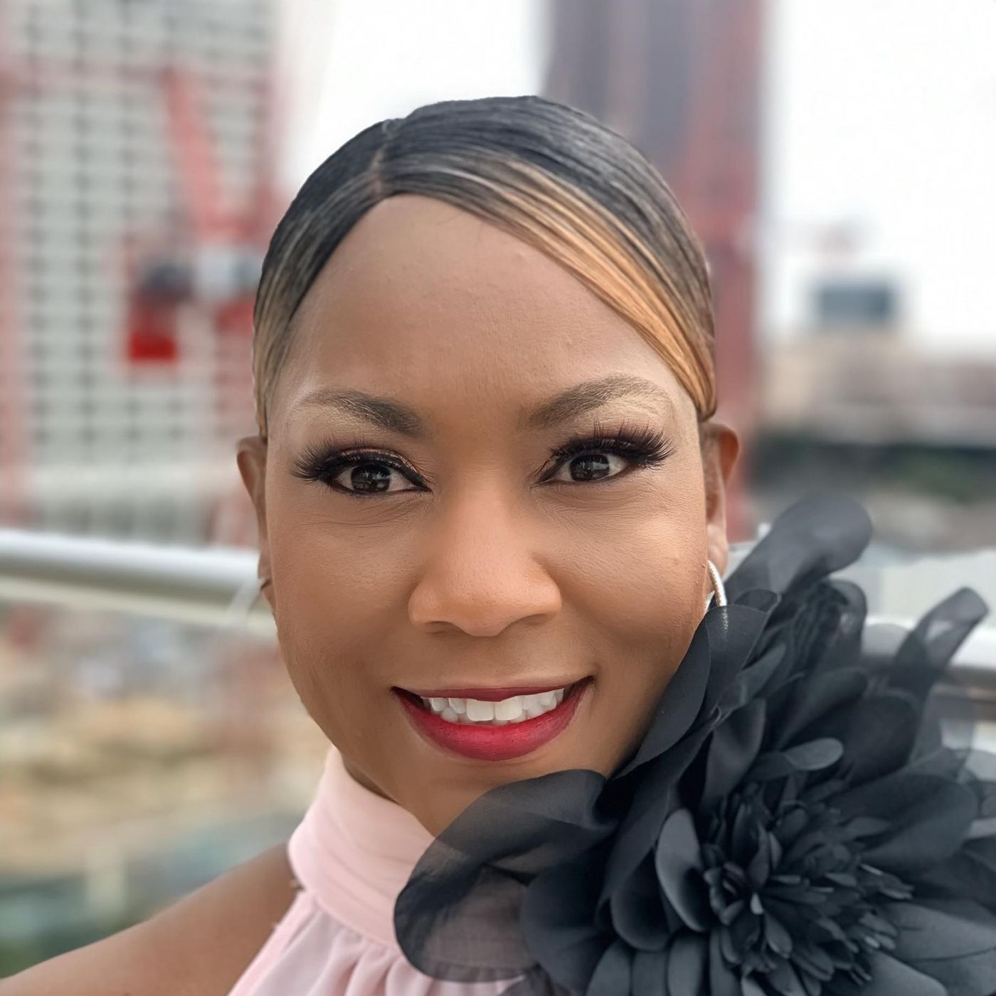 Episode 25:  An Interview with Tandra Price Speaker, Author, Trainer, & Networking Coach!