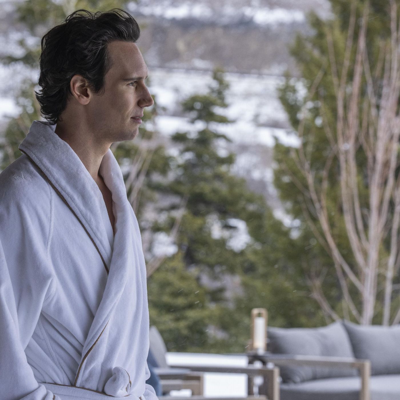 Estrenos en plataformas: El drama de un asesino en serie, ricos enfadados y otros estrenos en Netflix, Disney y Movistar