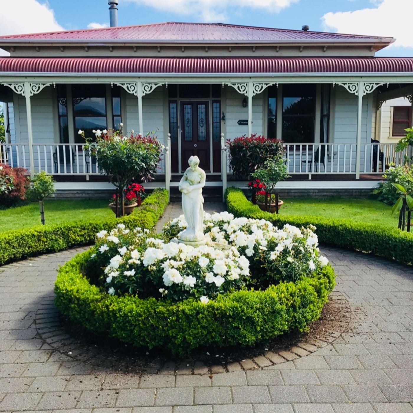The Villa Heights Bed & Breakfast episode artwork