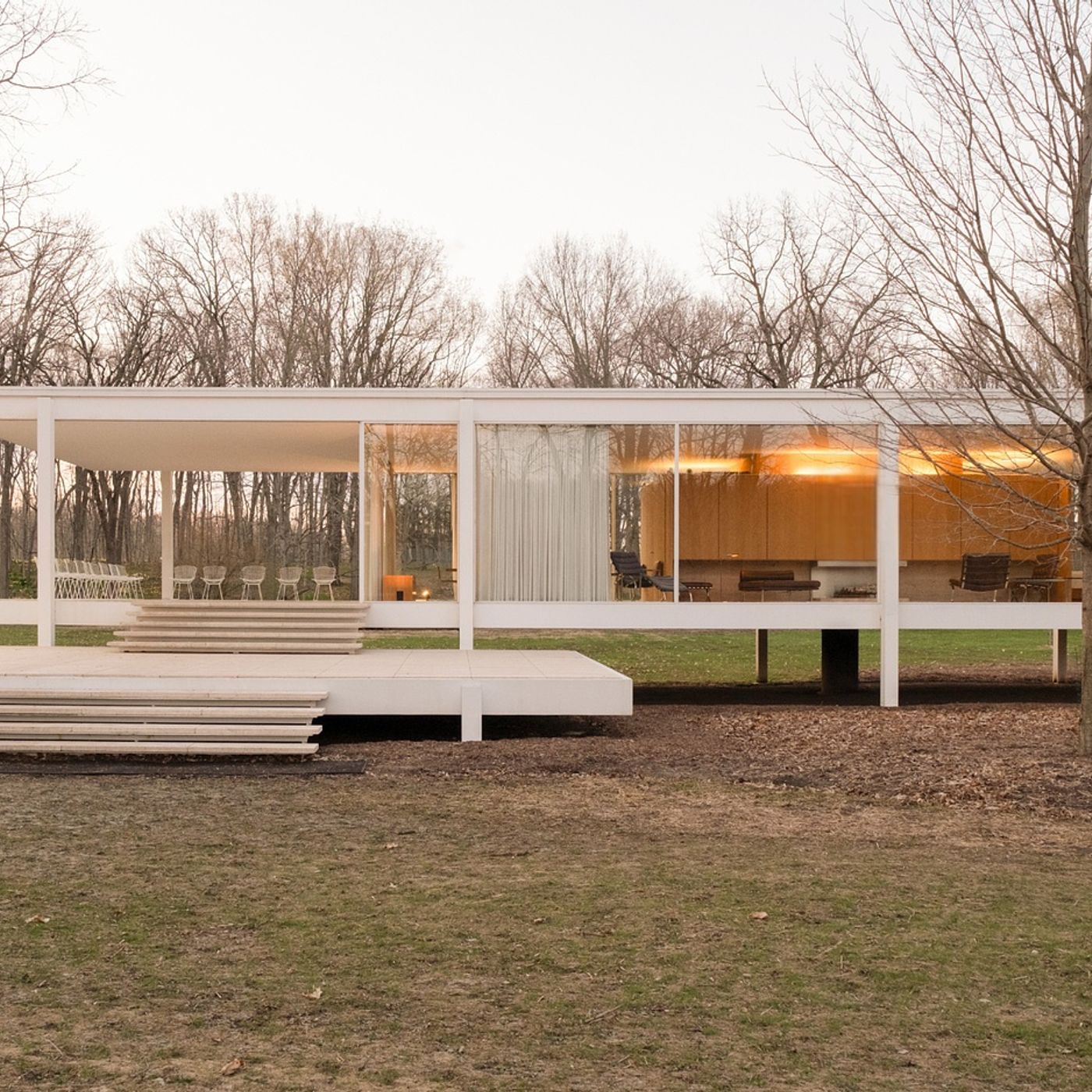 Edith Farnsworth House in Plano marks 75th year with special events episode artwork