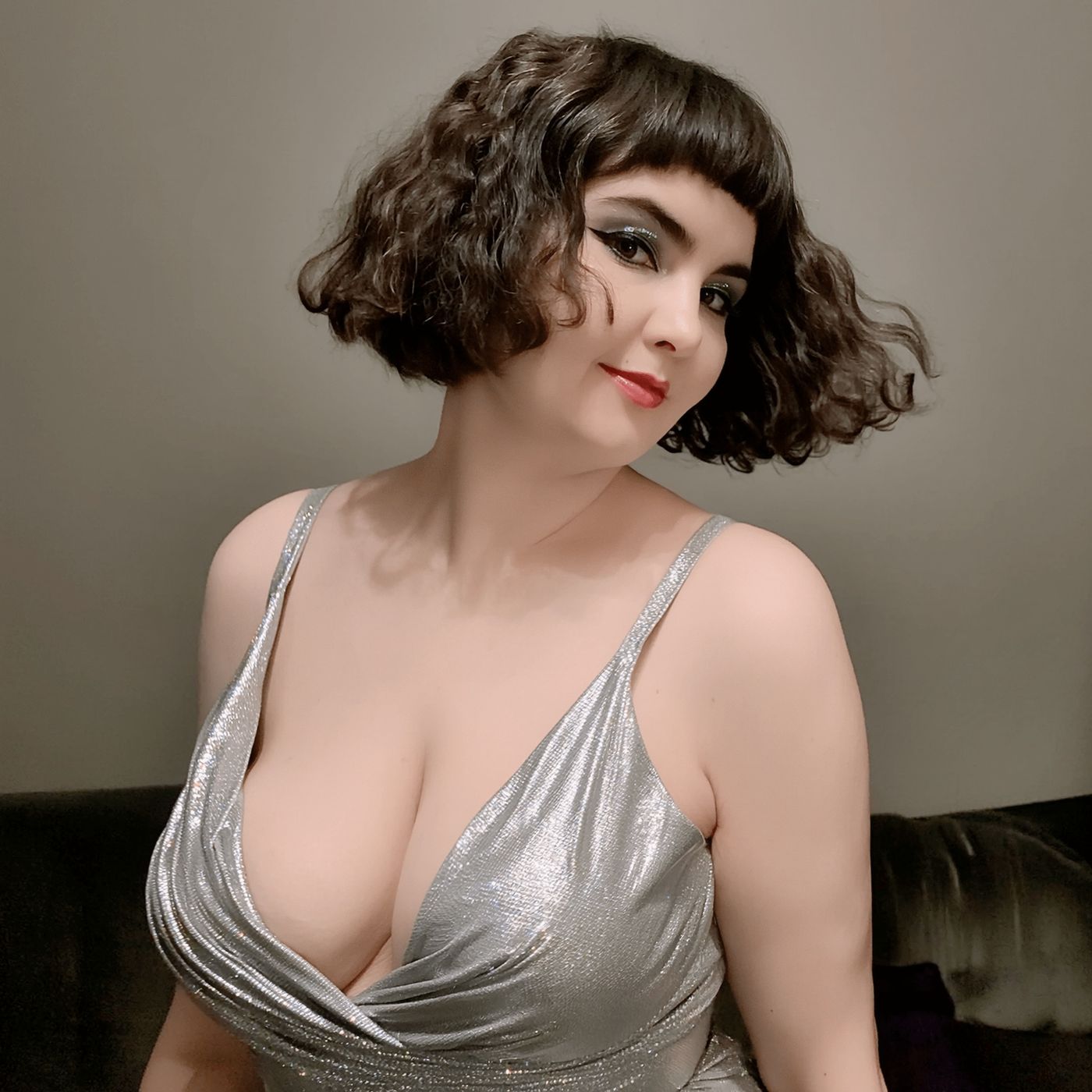 Confessions of a Psychic Erotic Cult Leader - Ep 4. If You Say ‘Alpha Male,’ I’m Calling Animal Control