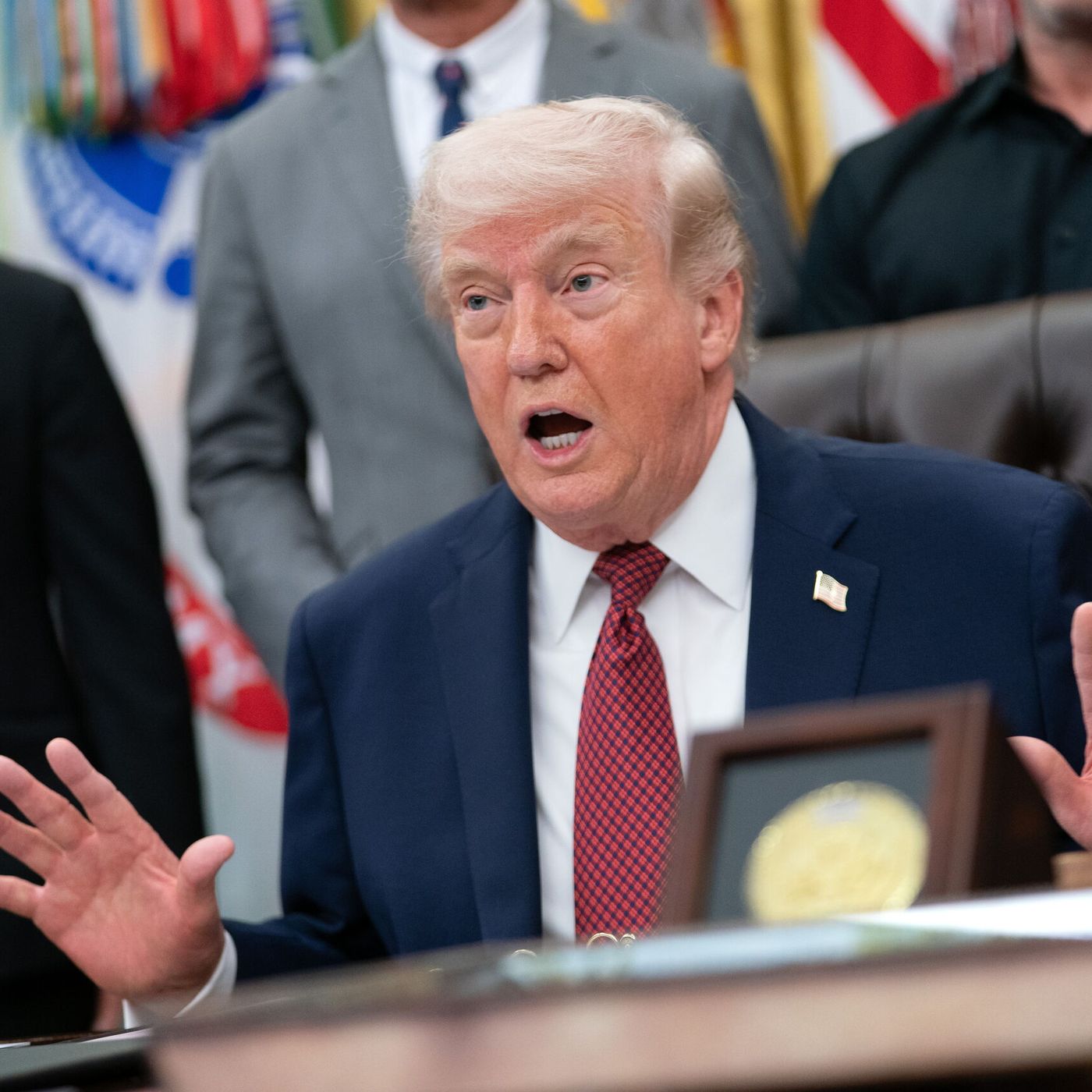 Editorial Luis Herrero: Un correo interno del Pentágono plantea suspender a España de la OTAN