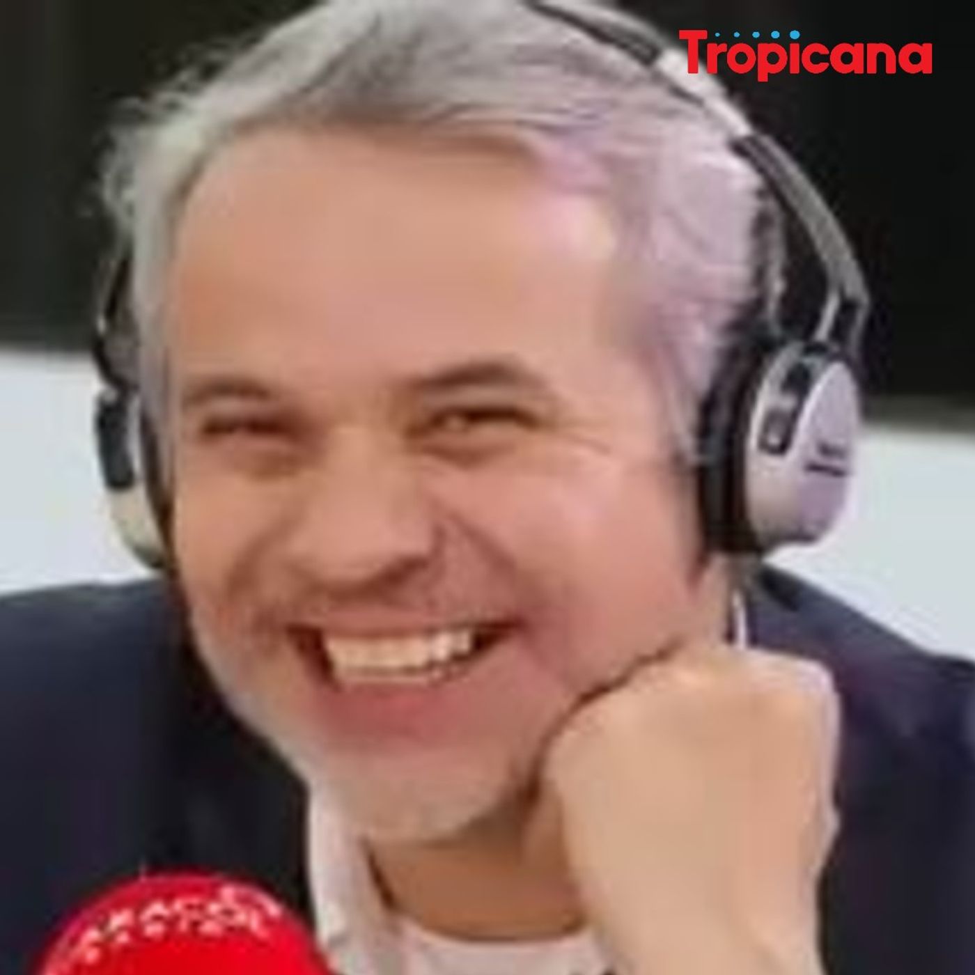 Polilla cuenta como vivio la angustia tras el sismo episode artwork