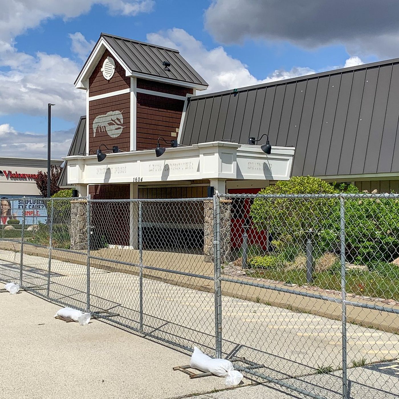Bradley’s Red Lobster set for demolition episode artwork