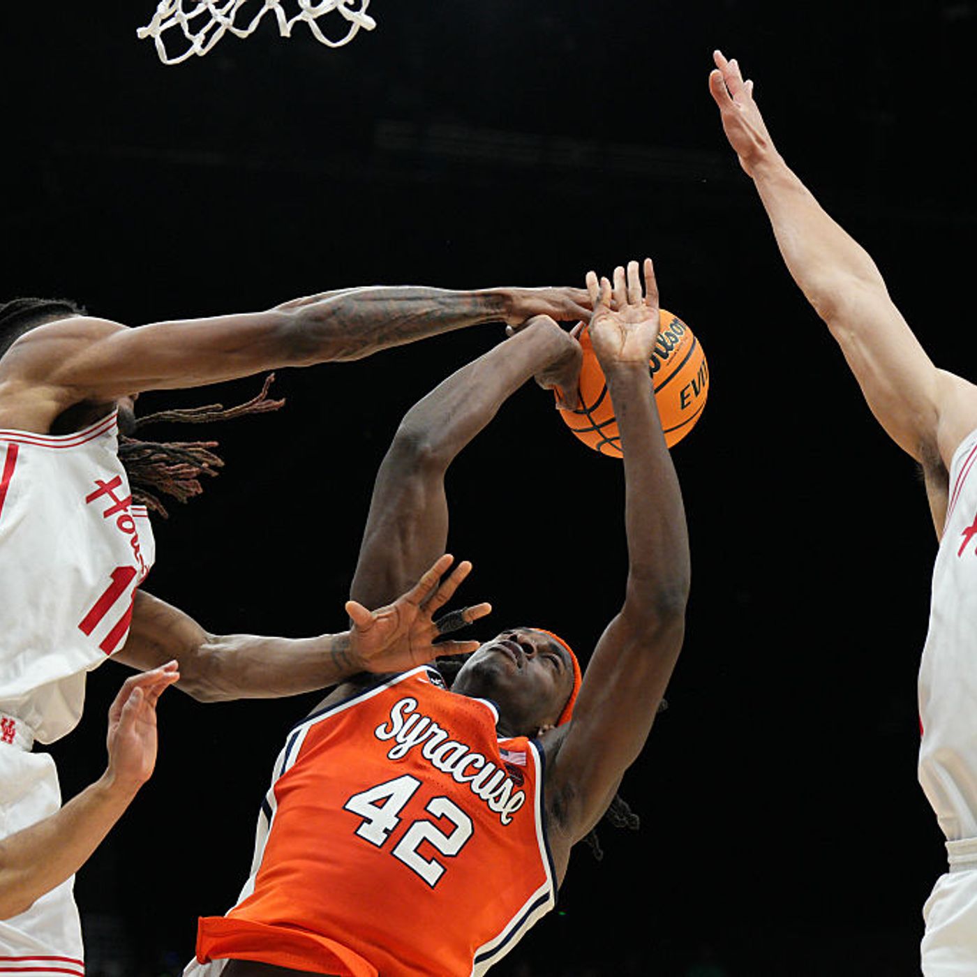 Rockets beat Suns, UH beats Syracuse, will Chiefs vs Cowboys set a viewership record?