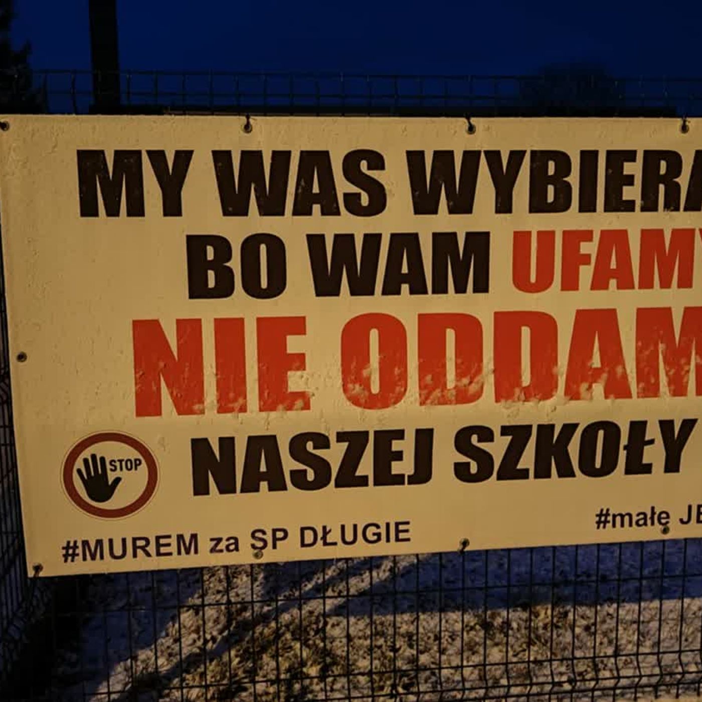 „Nie oddamy naszej szkoły" reportaż Małgorzaty Nabel-Dybaś episode artwork