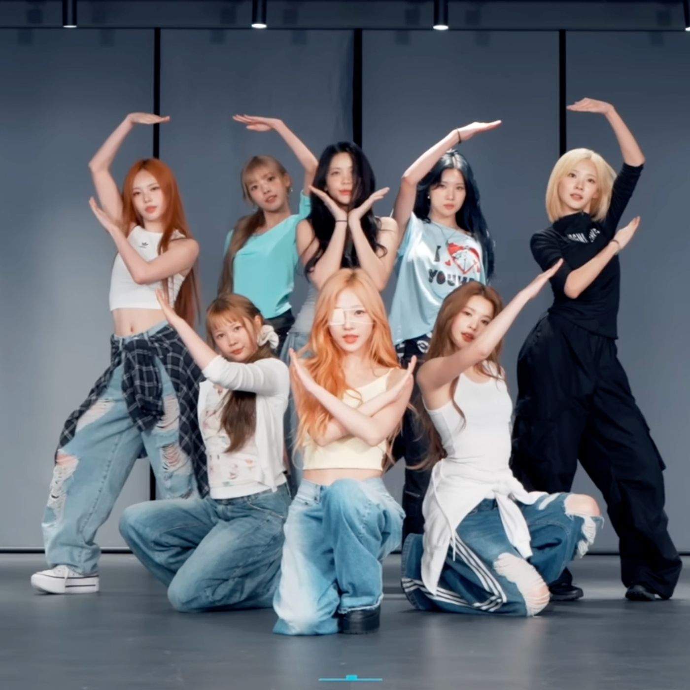 Watch: Hearts2Hearts Wows With Perfect Synchronization In “Lemon Tang” Dance Practice Video | Soompi episode artwork