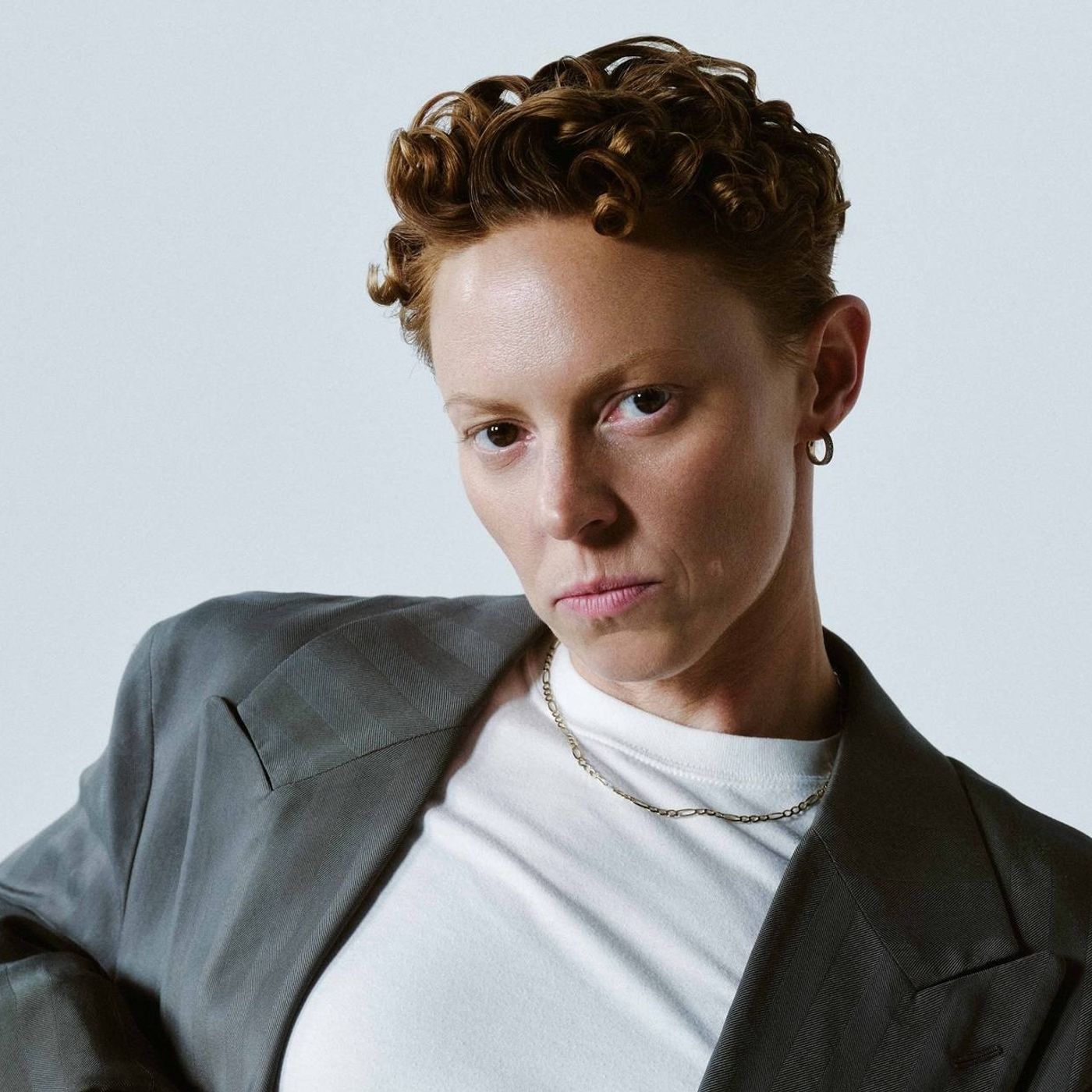 La Roux shares anthemic synth driven single ‘Babyline’: “Happier, lighter, braver” episode artwork