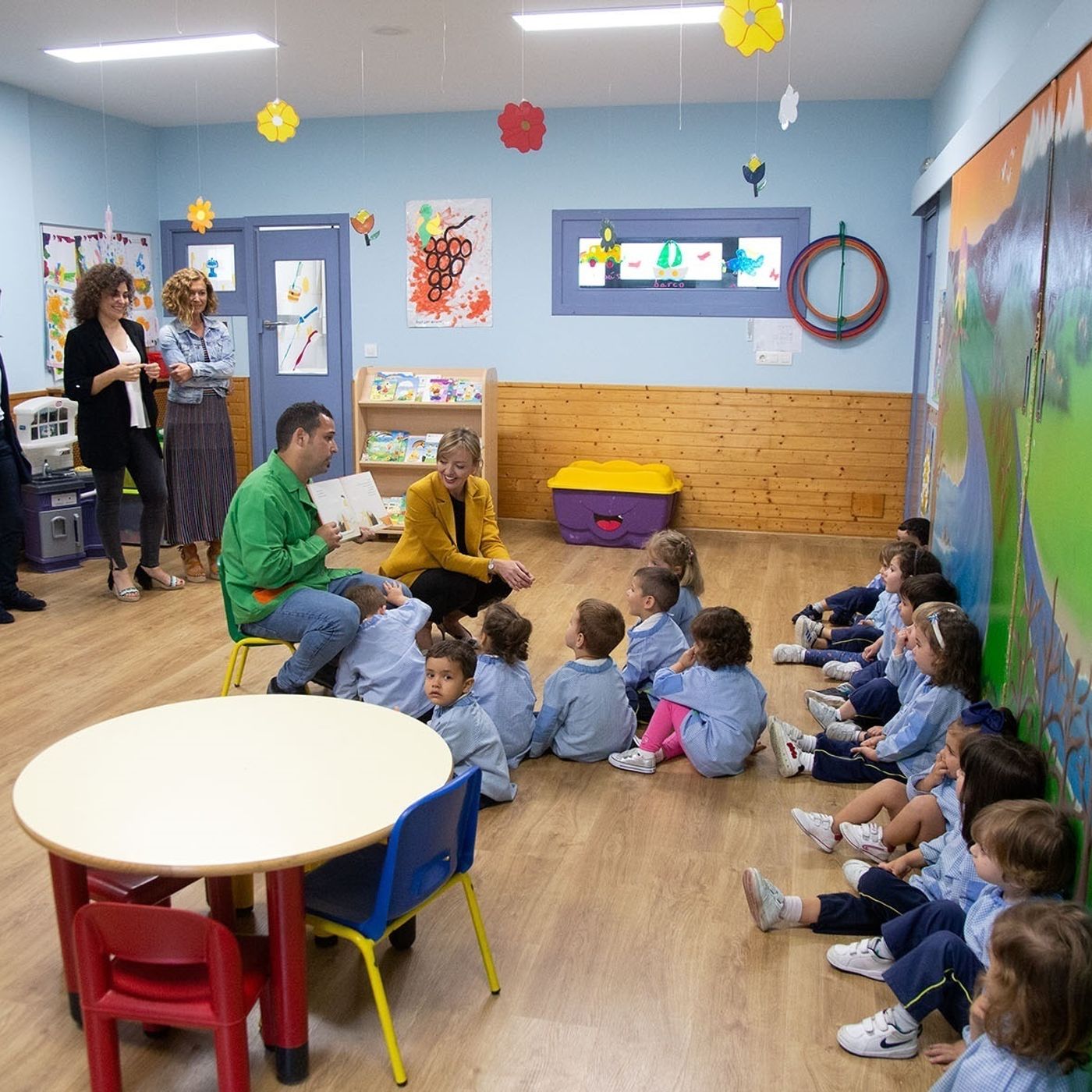 Las noticias de Herrero: Huelga indefinida en las escuelas infantiles de Madrid