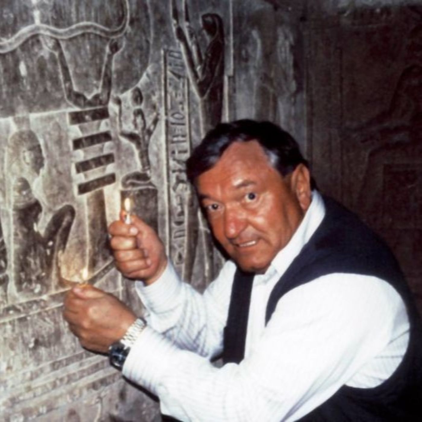 Voces del Misterio EXPRESS: Recuerdos del futuro, homenaje a Erich von Däniken episode artwork