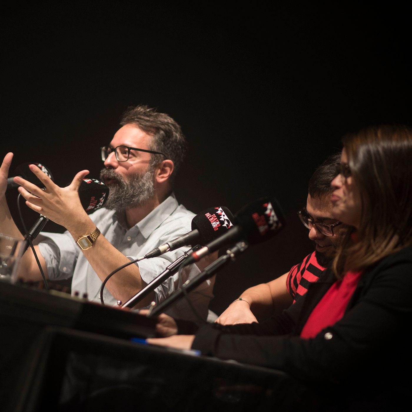 Poesía o barbarie Radio