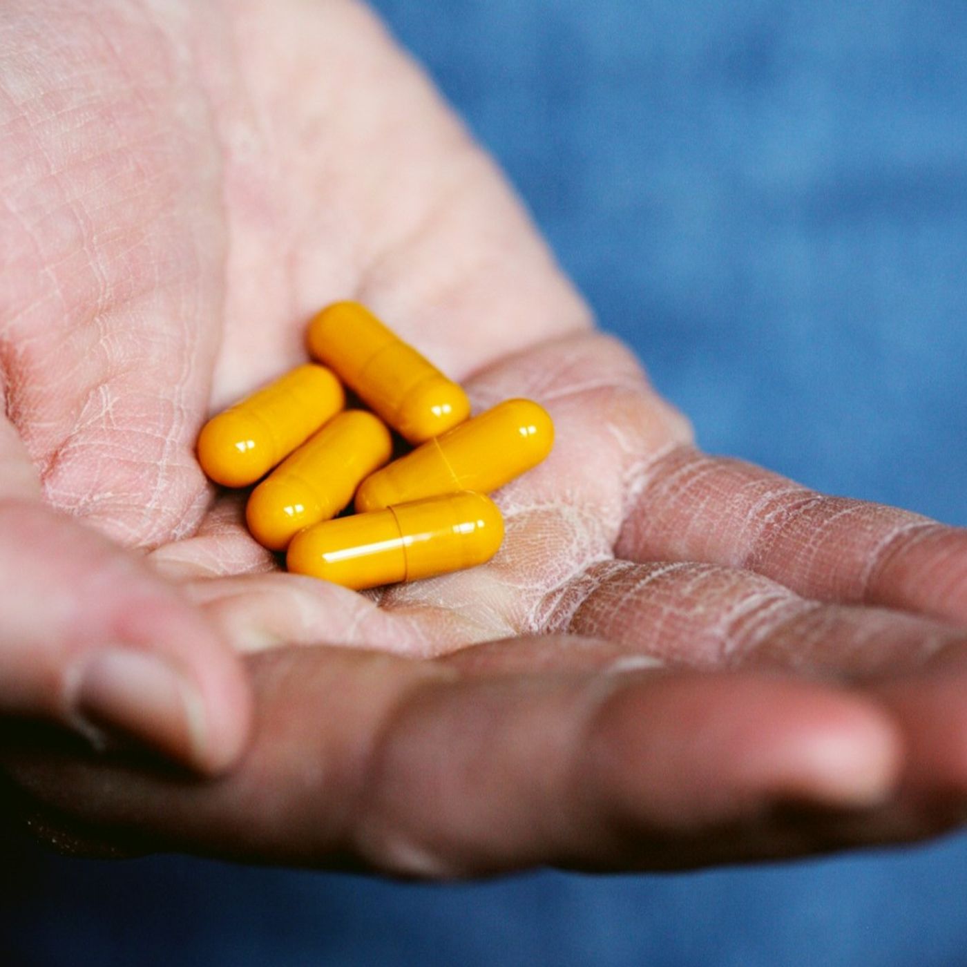 Farmaci, fronte ("Focus"): «La medicina discrimina le donne»