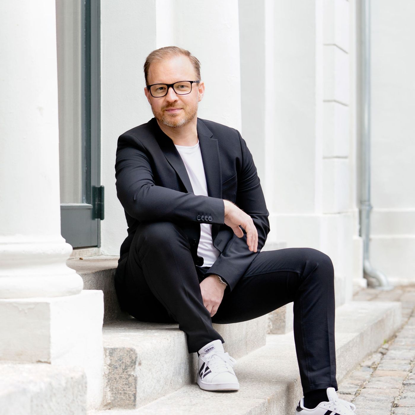 Det psykologiske opgør mellem Egodyret, Flokdyret og modet til at leve mere meningsfuldt - med Henrik Tingleff