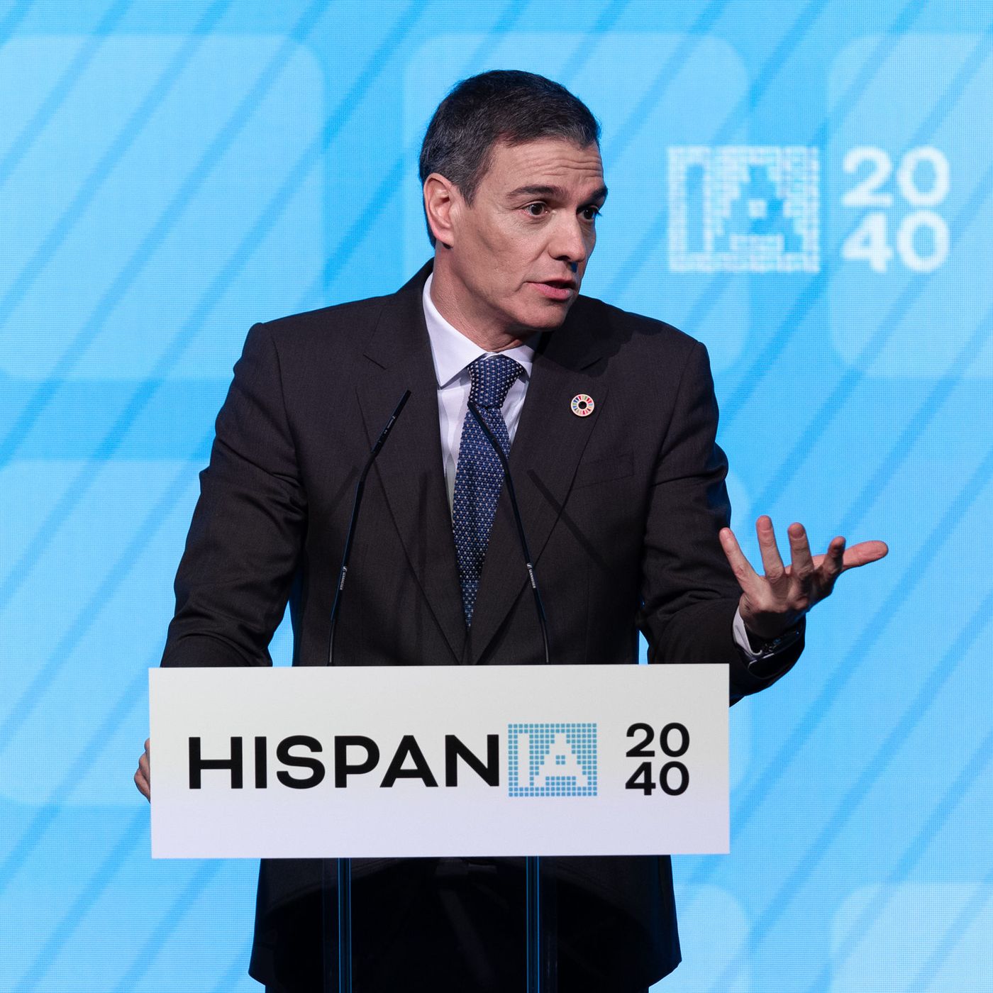 Federico a las 8: Sánchez mantiene en vilo a pensionistas y víctimas de la DANA