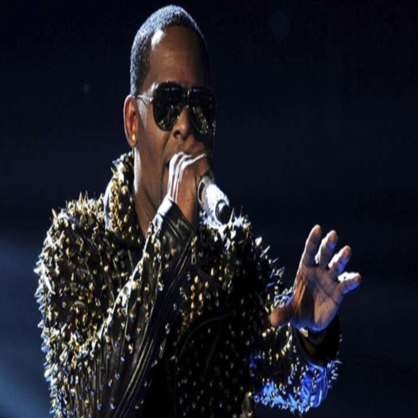 S01 E38: R.Kelly Makes A 19 Minute Confession? Let Your Voice Be Heard