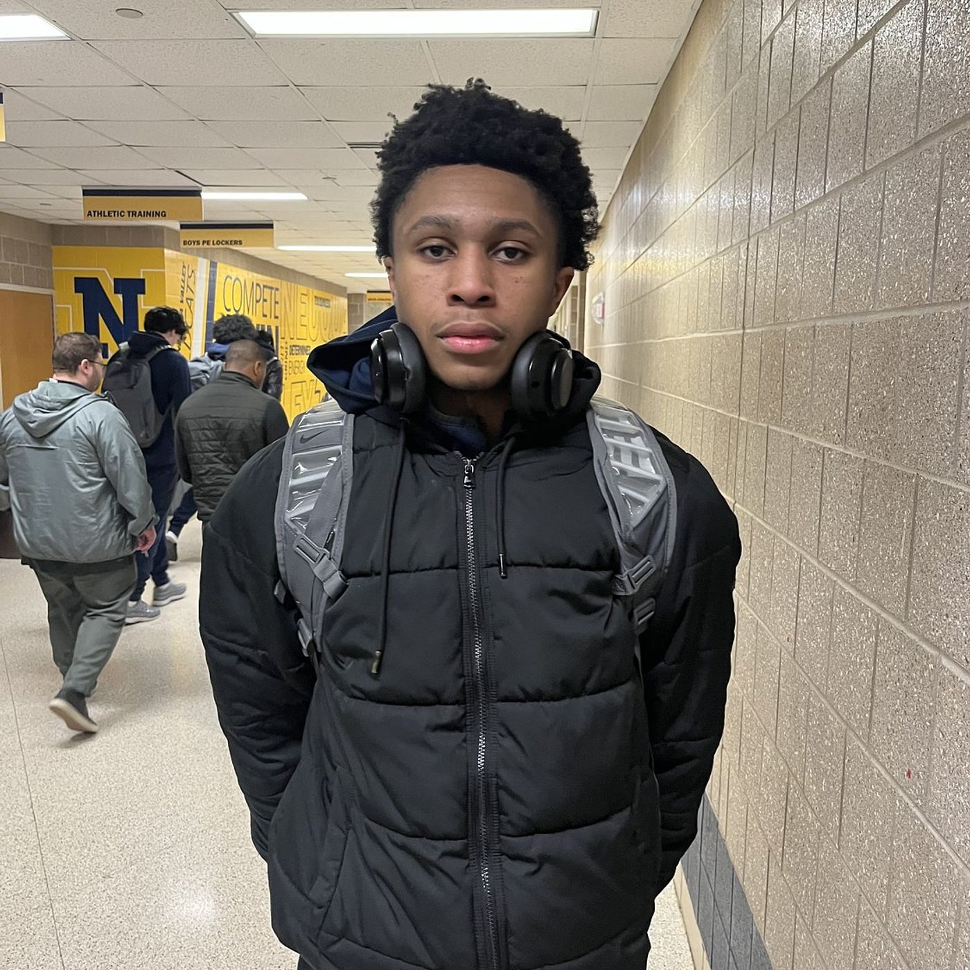 Dshaun Bolden, Oswego East turn it around against Downers Grove North in second half, move to regional final episode artwork