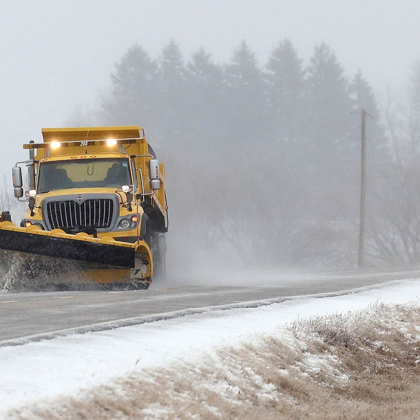 Two people hurt in 6 weather-related crashes Wednesday in DeKalb County episode artwork