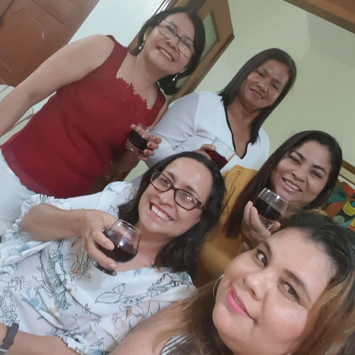 ReuniónDeChicasMalas