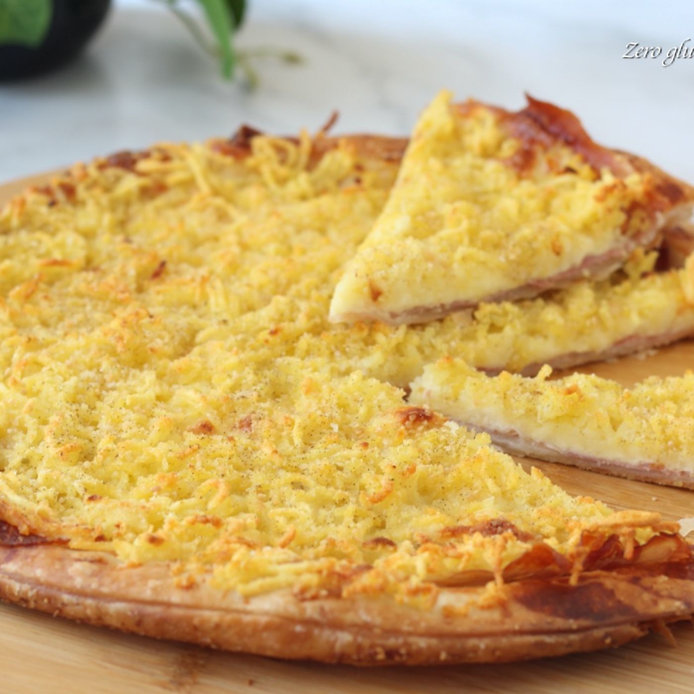 Sfogliata con speck scamorza e patate episode artwork